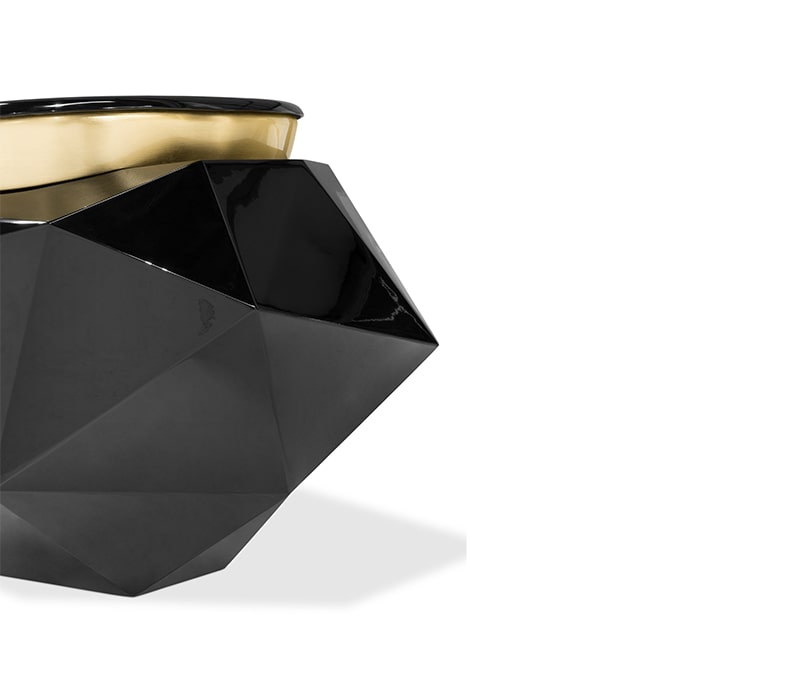 DIAMOND BLACK GOLD BATHTUB