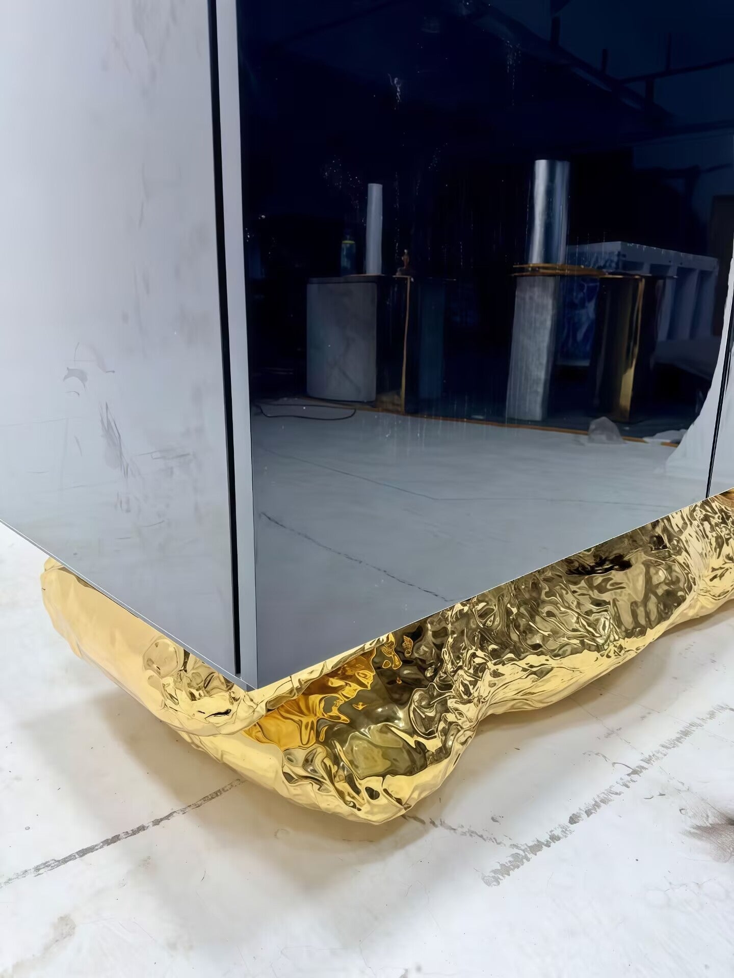 ANGRA Luxurious high-end pure copper solid wood living room cupboard