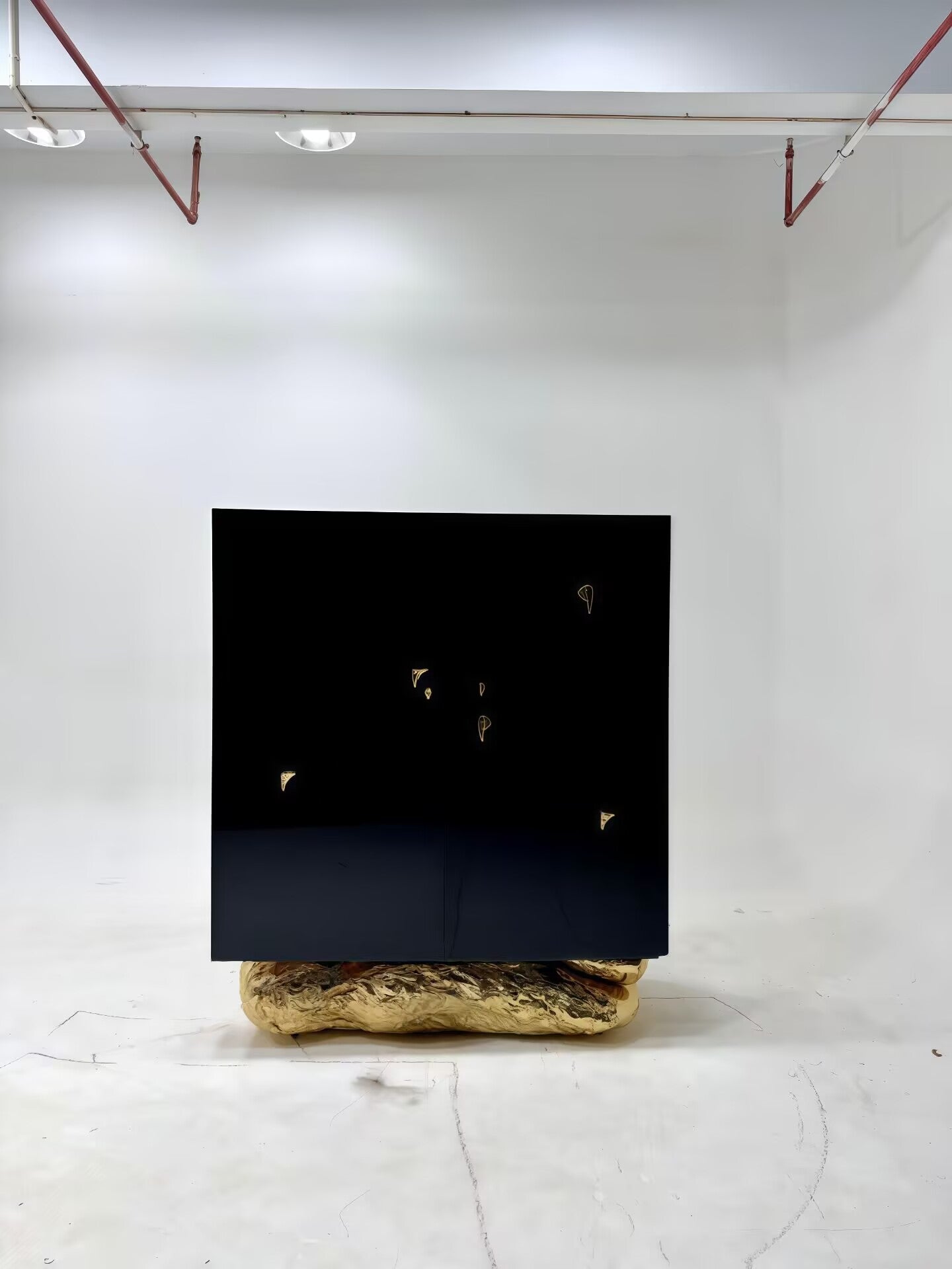 ANGRA Luxurious high-end pure copper solid wood living room cupboard