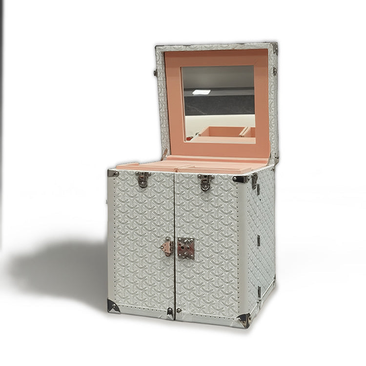 Pink girly jewelry cabinet with exquisite storage