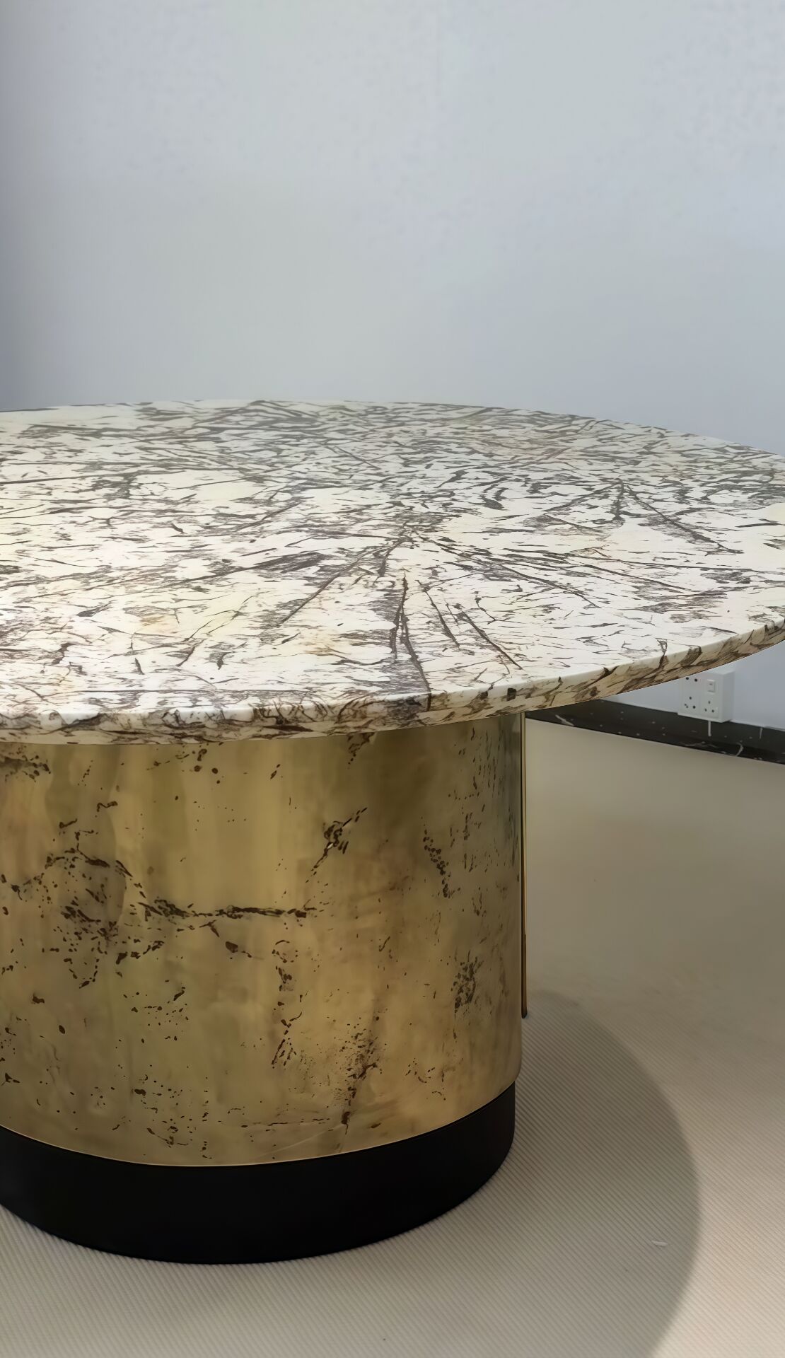 Amos Italian High End Glass Round Stainless Steel Dining Table