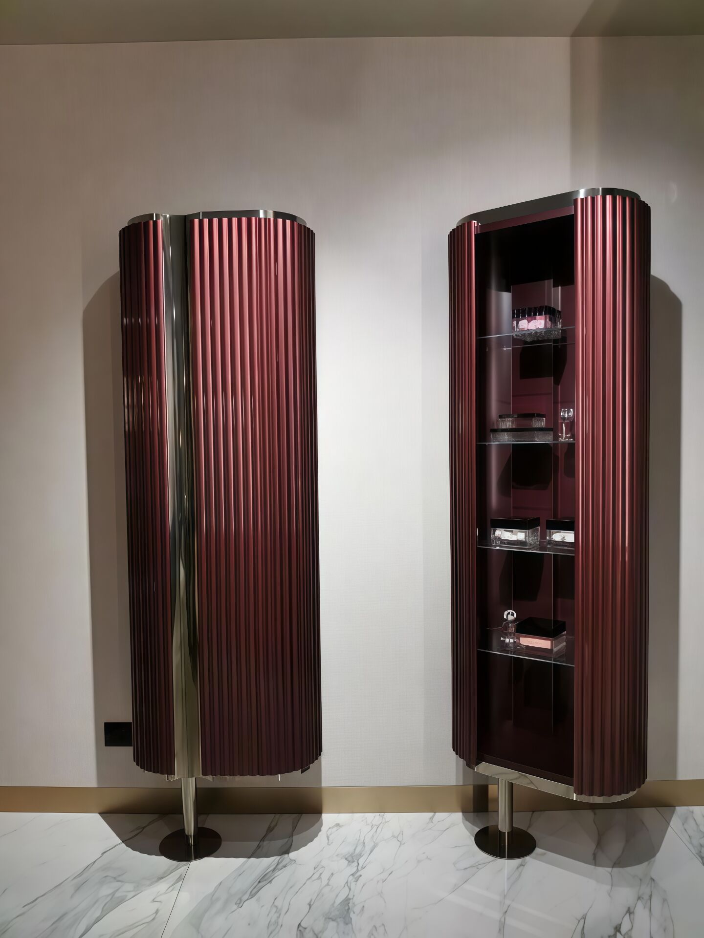 Archimede Italian High End Creative Rotating Stainless Steel Wine Cabinet