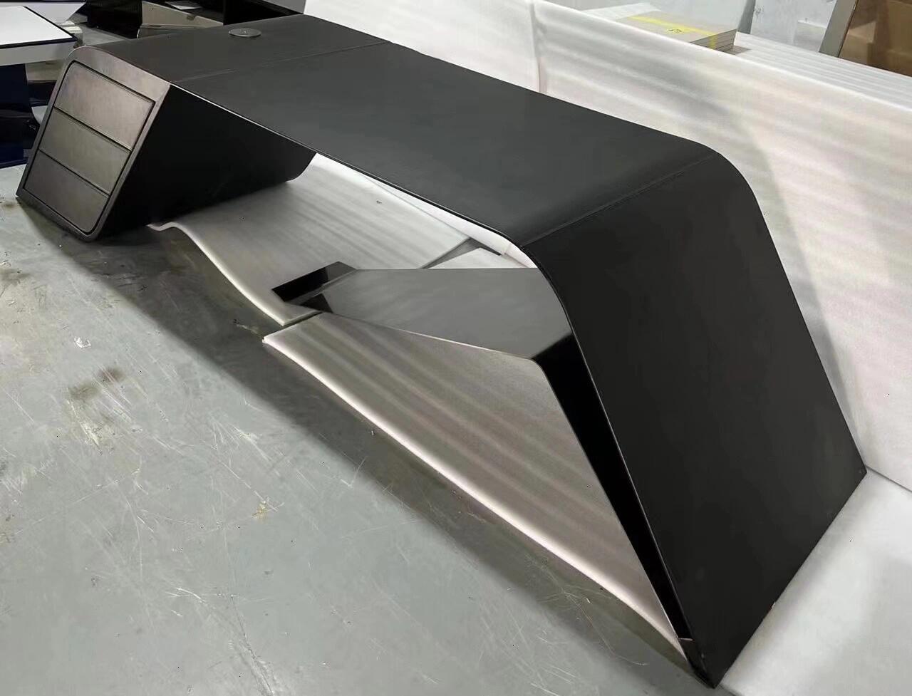 Astonmartin High-End Office Solid Wood Artistic Customize Desk