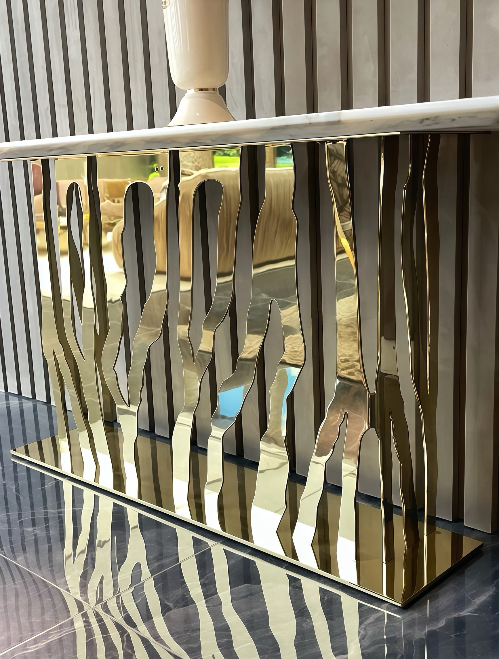 Wild corrugated stainless steel B-52 console