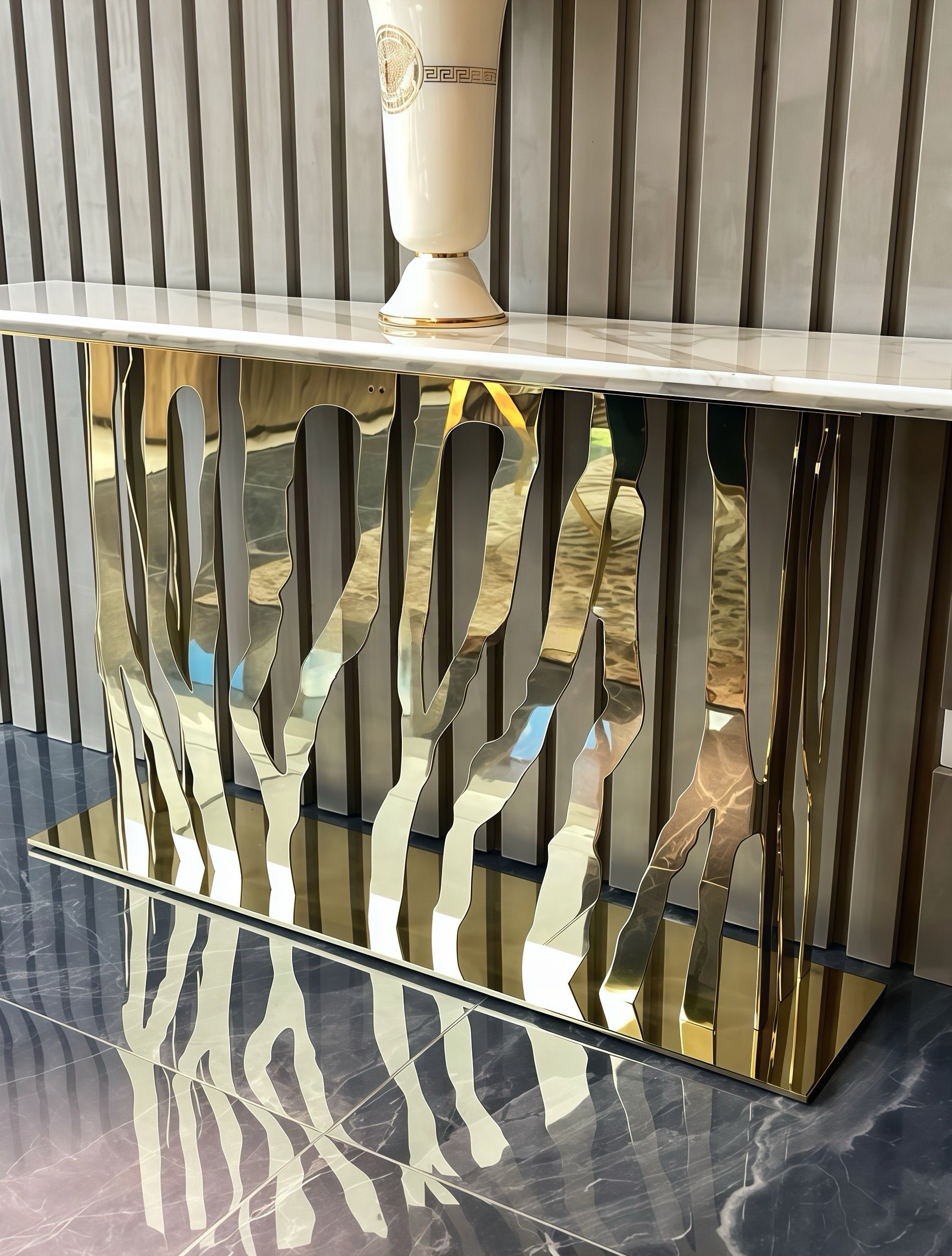 Wild corrugated stainless steel B-52 console