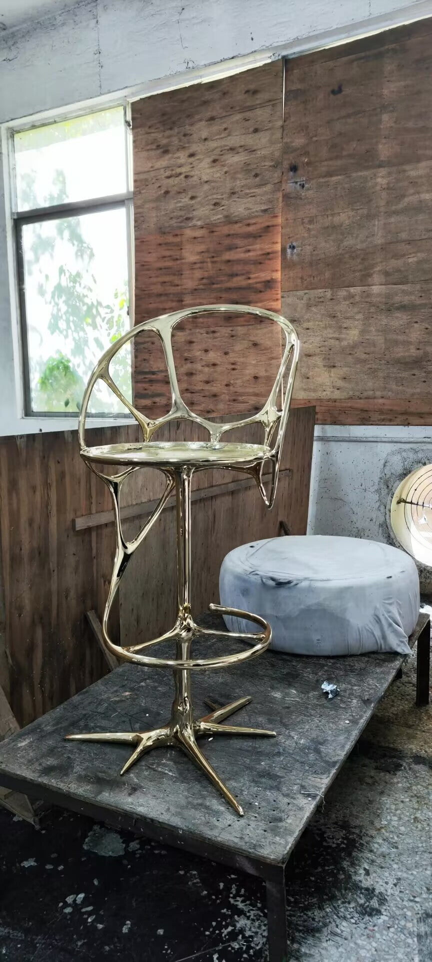Luxury Designer Artistic Irregular Upscale Customize Metal Bar Stool