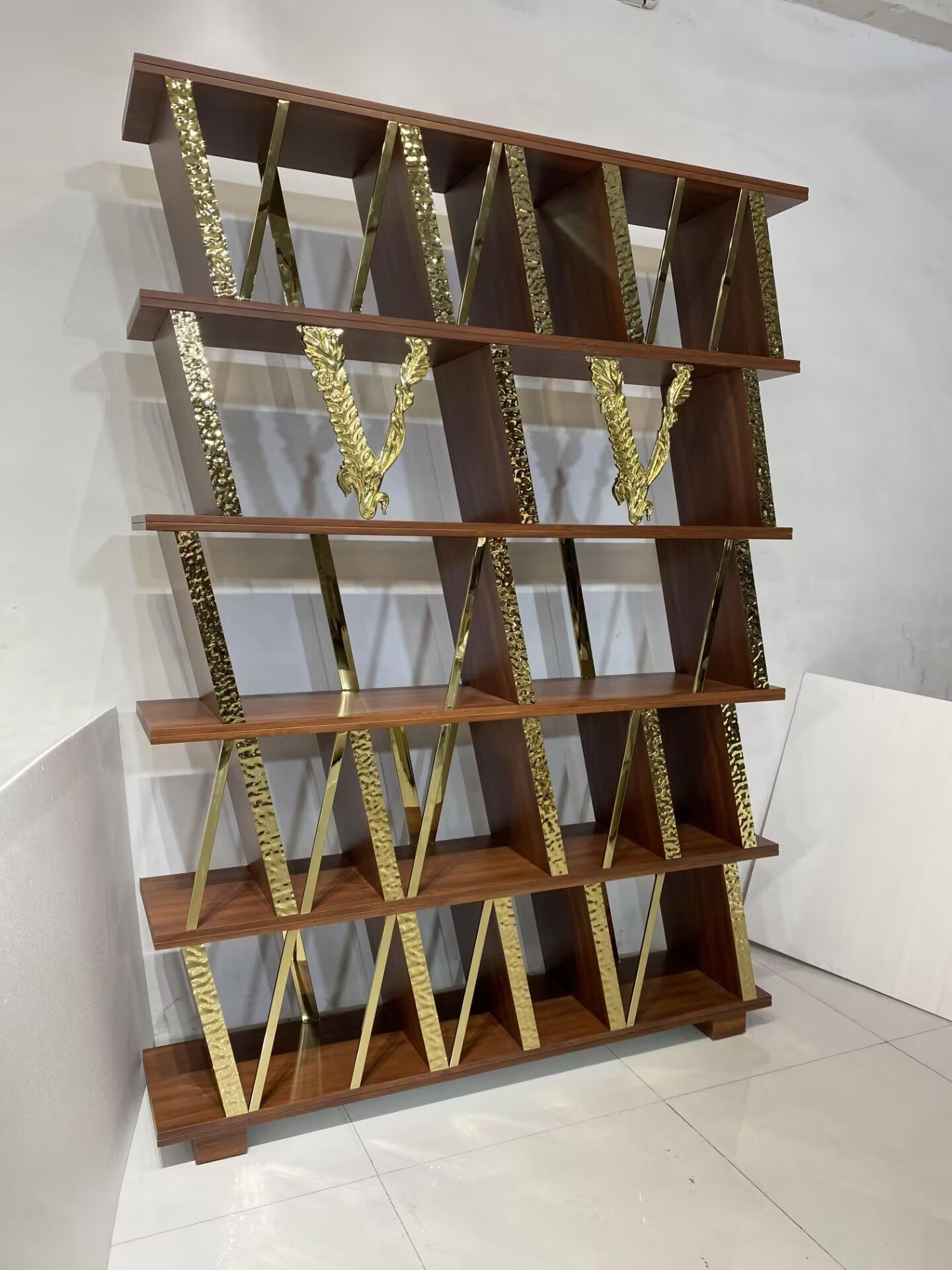 Italian Living Room Simplicity Solid Wood Upscale Metal Bookshelf
