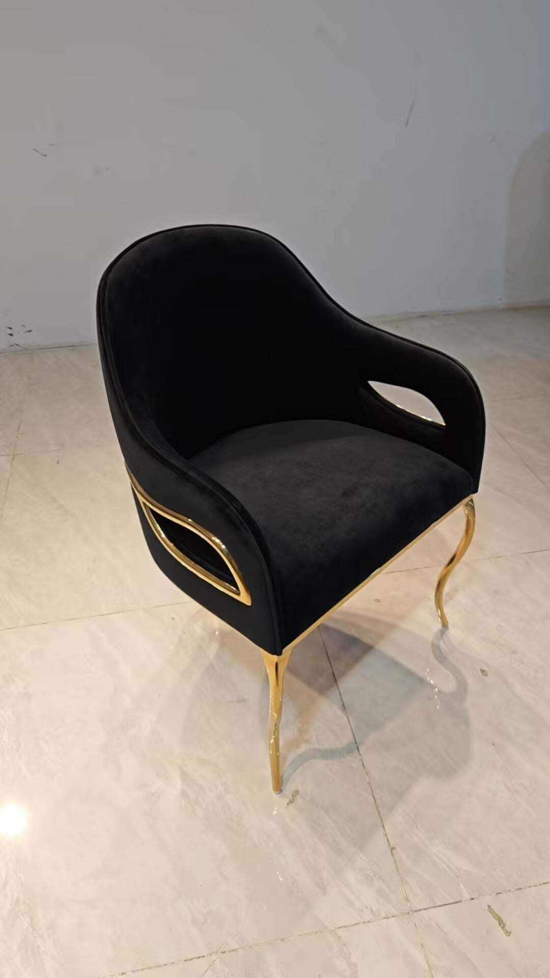 Chandra Italian Designer Art Simple Customize Fabric Dining Chair