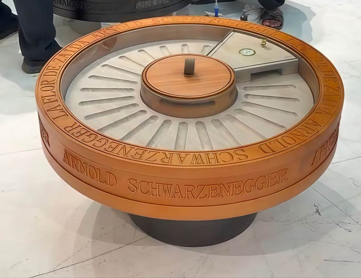 Living Room Modern High-End Solid Wood Carving Cigar Coffee Table