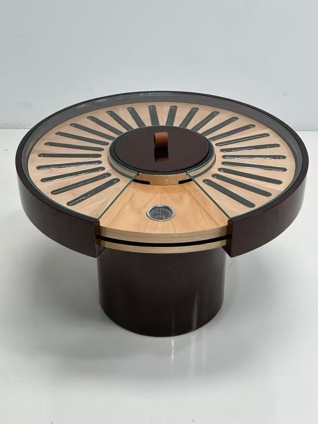 Italian Upscale Glass Minimalism Solid Wood Round Cigar Table