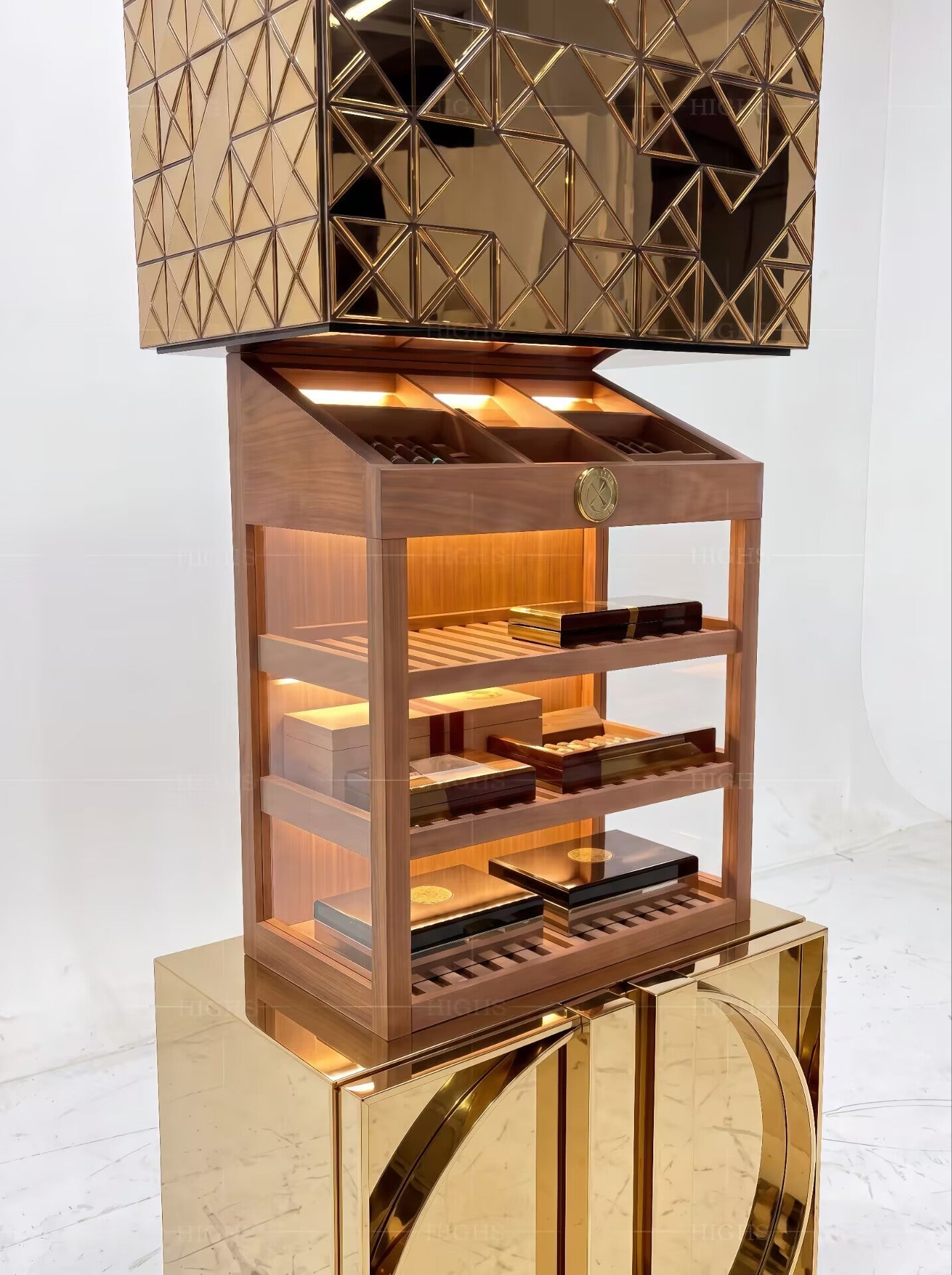 High Quality Luxury Upscale Stainless Steel Lifting Cigar Cabinet