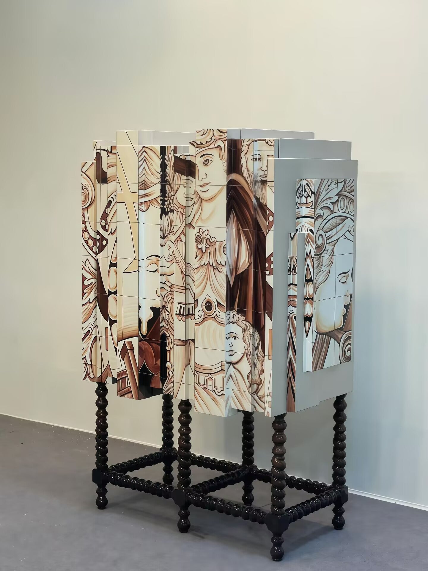 D. HERITAGE Luxury and high-end irregular creative hand-painted cabinet