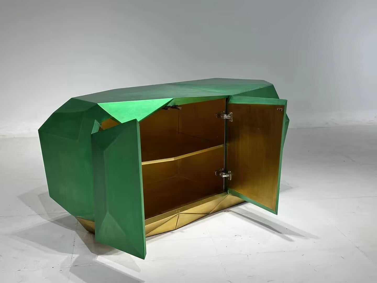 DIAMOND EMERALD Modern light luxury irregular solid wood sideboard