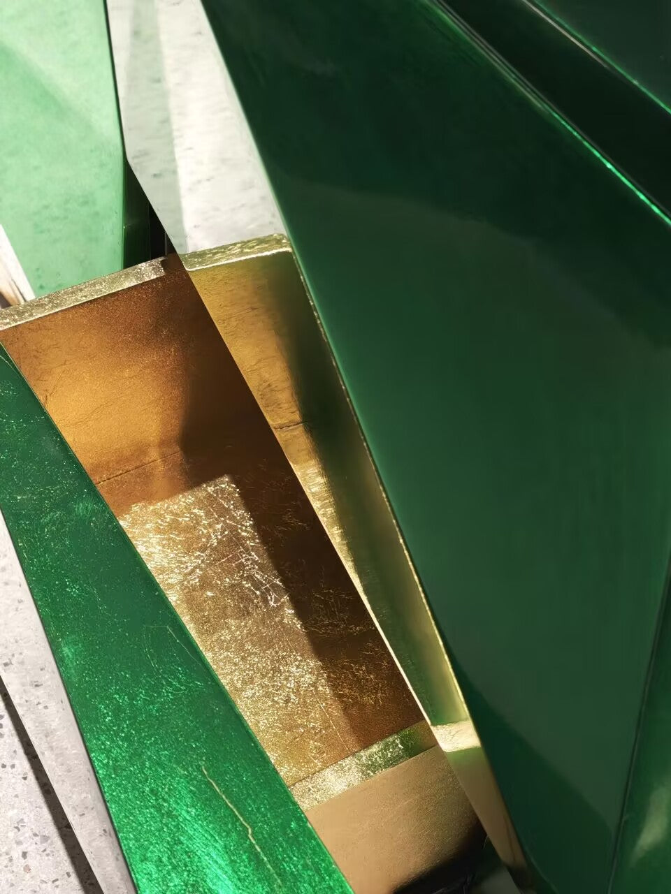 DIAMOND EMERALD Modern light luxury irregular solid wood sideboard