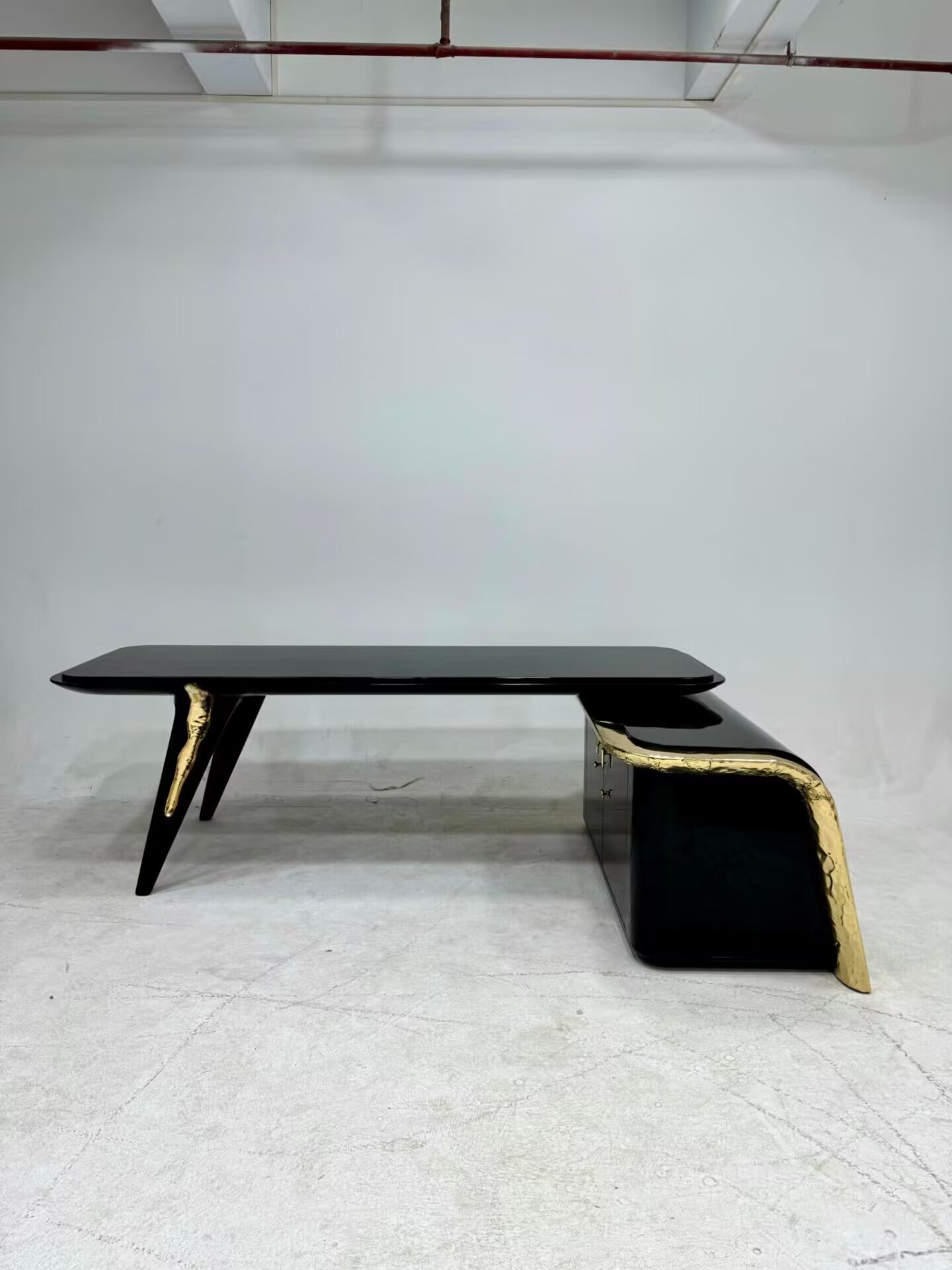 Italian Luxurious Upscale Brass Solid Wood Corner Office Desk