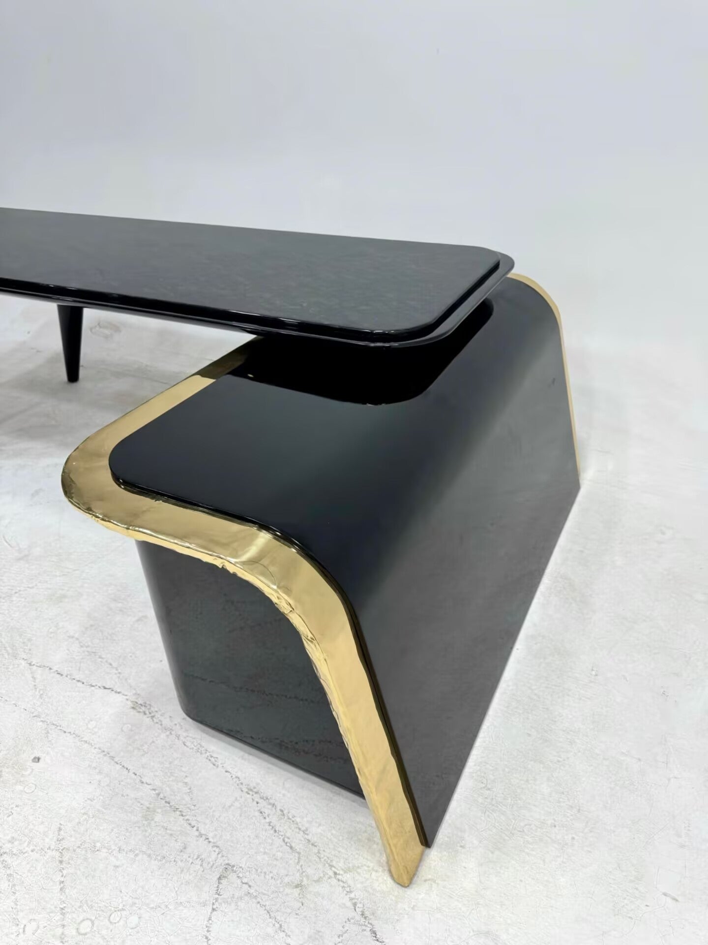 Italian Luxurious Upscale Brass Solid Wood Corner Office Desk