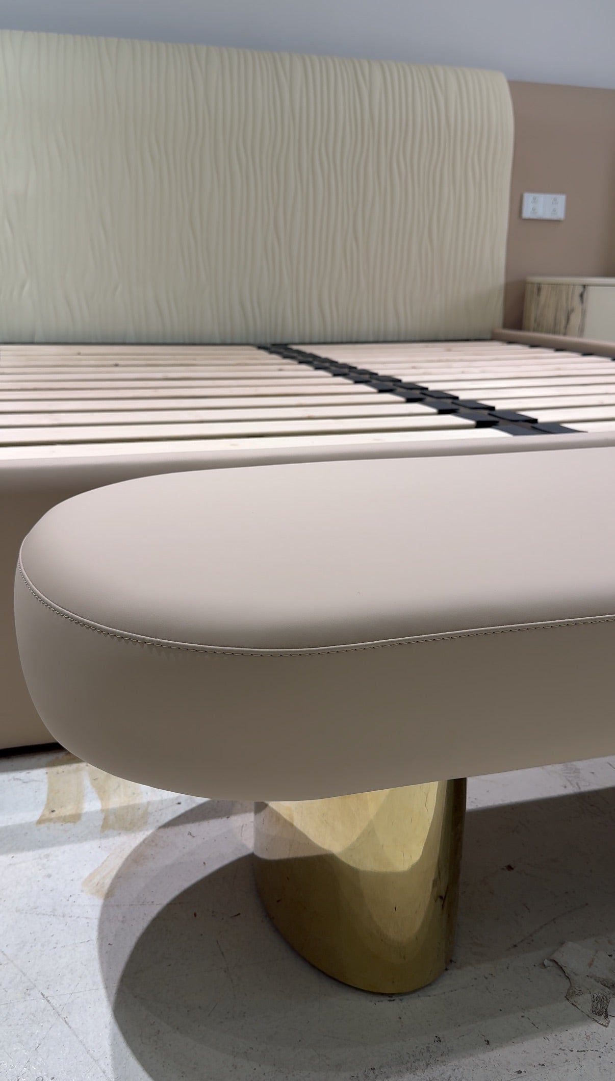 Embroidery Elegant leather designer high-end bed