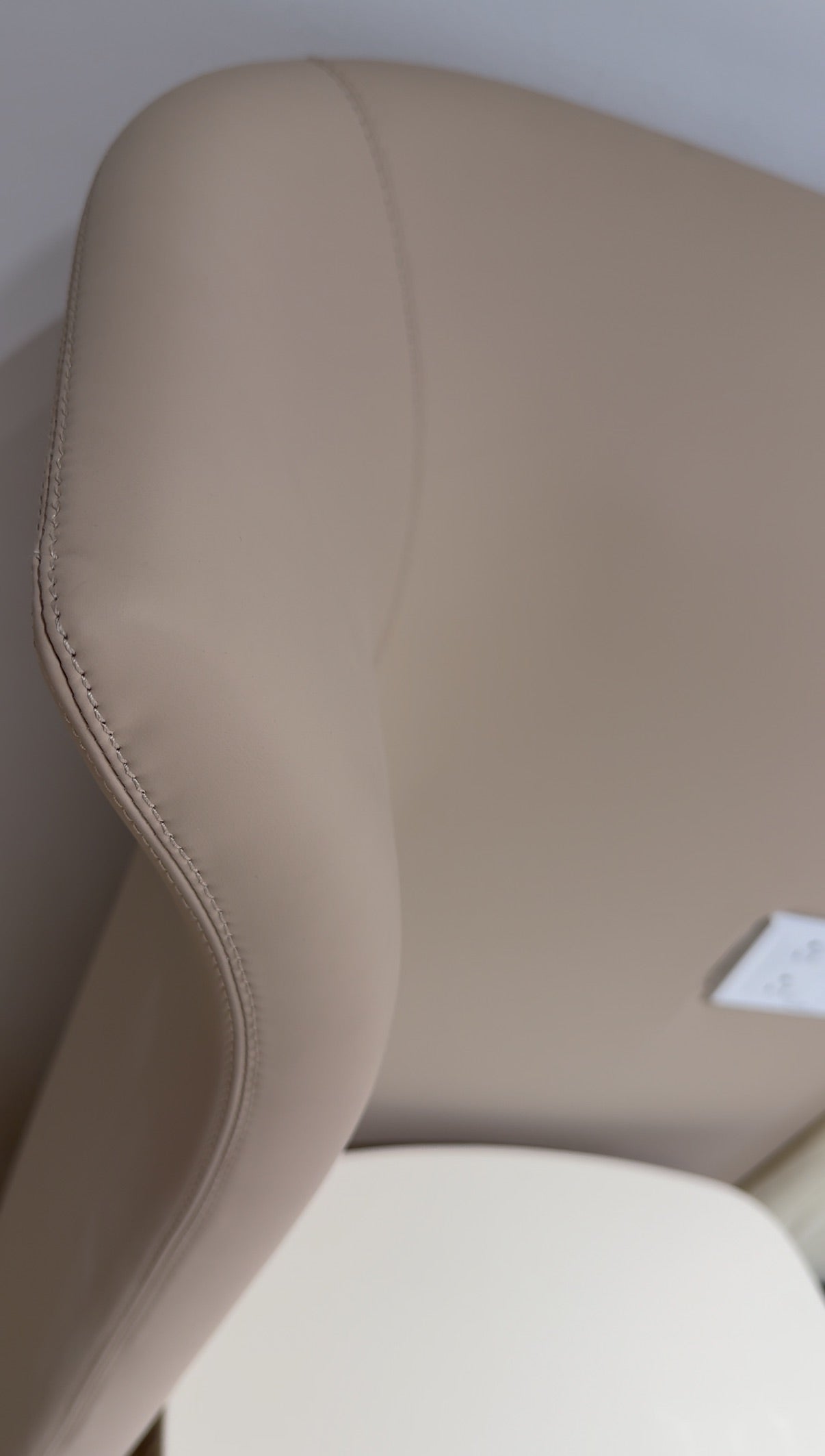 Embroidery Elegant leather designer high-end bed