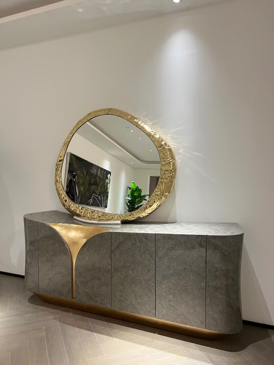 HALO Luxury brass special-shaped high-end decorative MIRROR