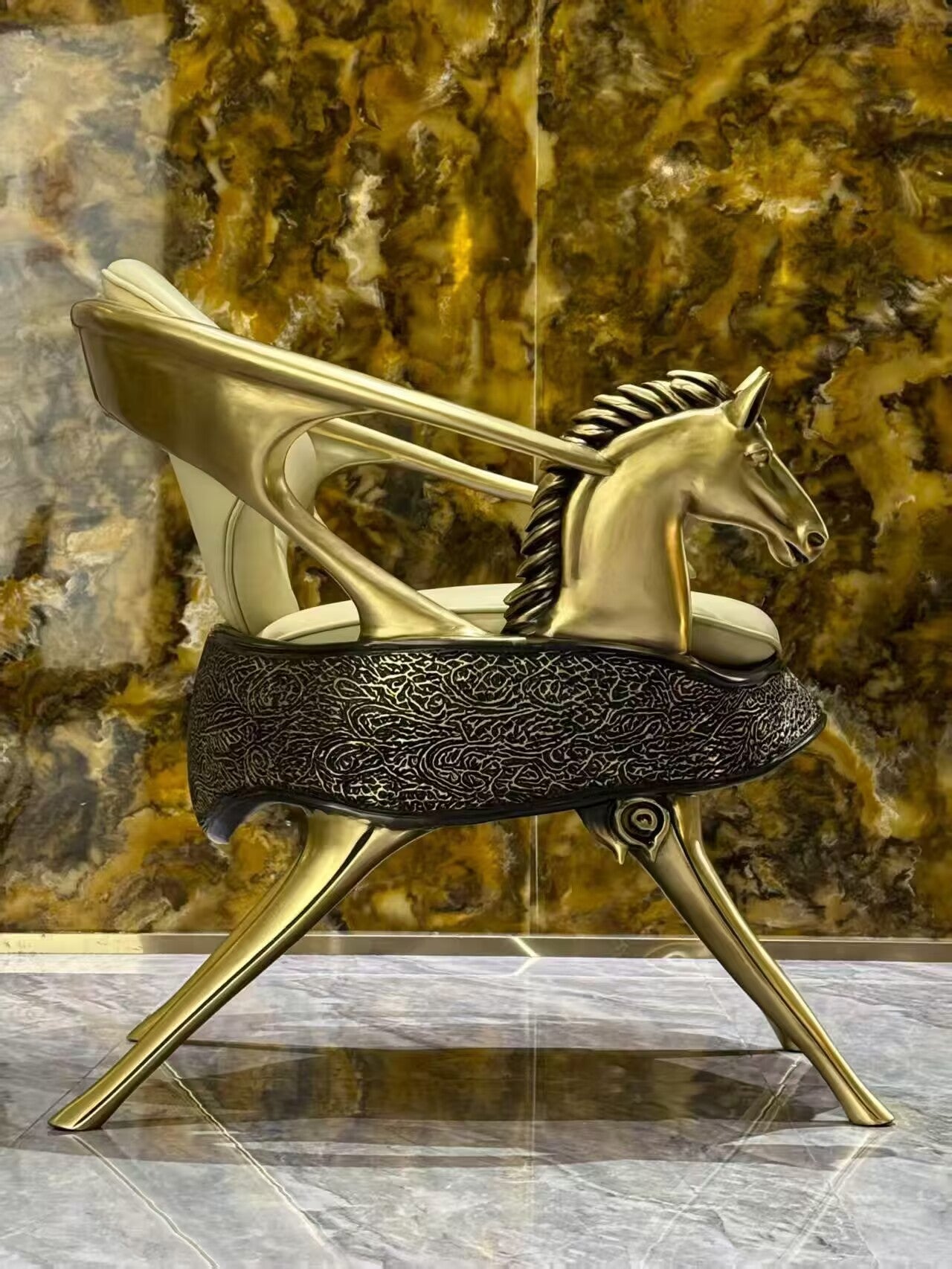 High Quality Leather Art Pure Copper Engraving Horse-Head Chair