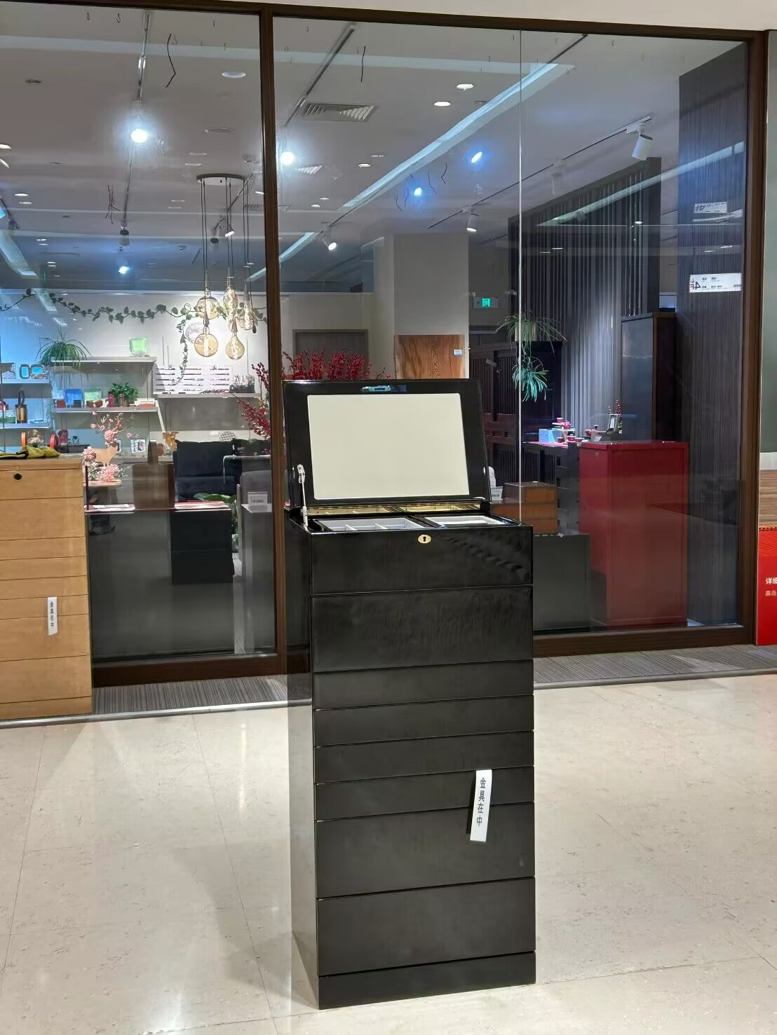 Designer Modern Creativity Bedroom Solid Wood Jewelry Cabinet