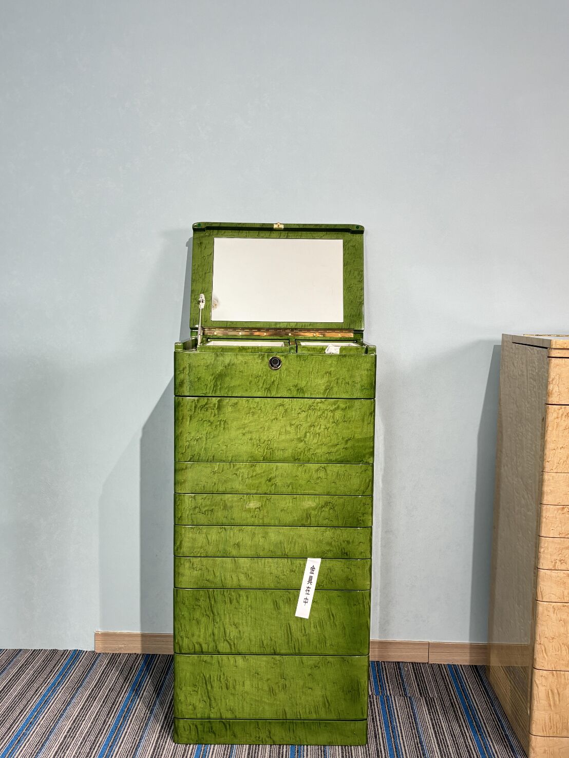 Designer Modern Creativity Bedroom Solid Wood Jewelry Cabinet