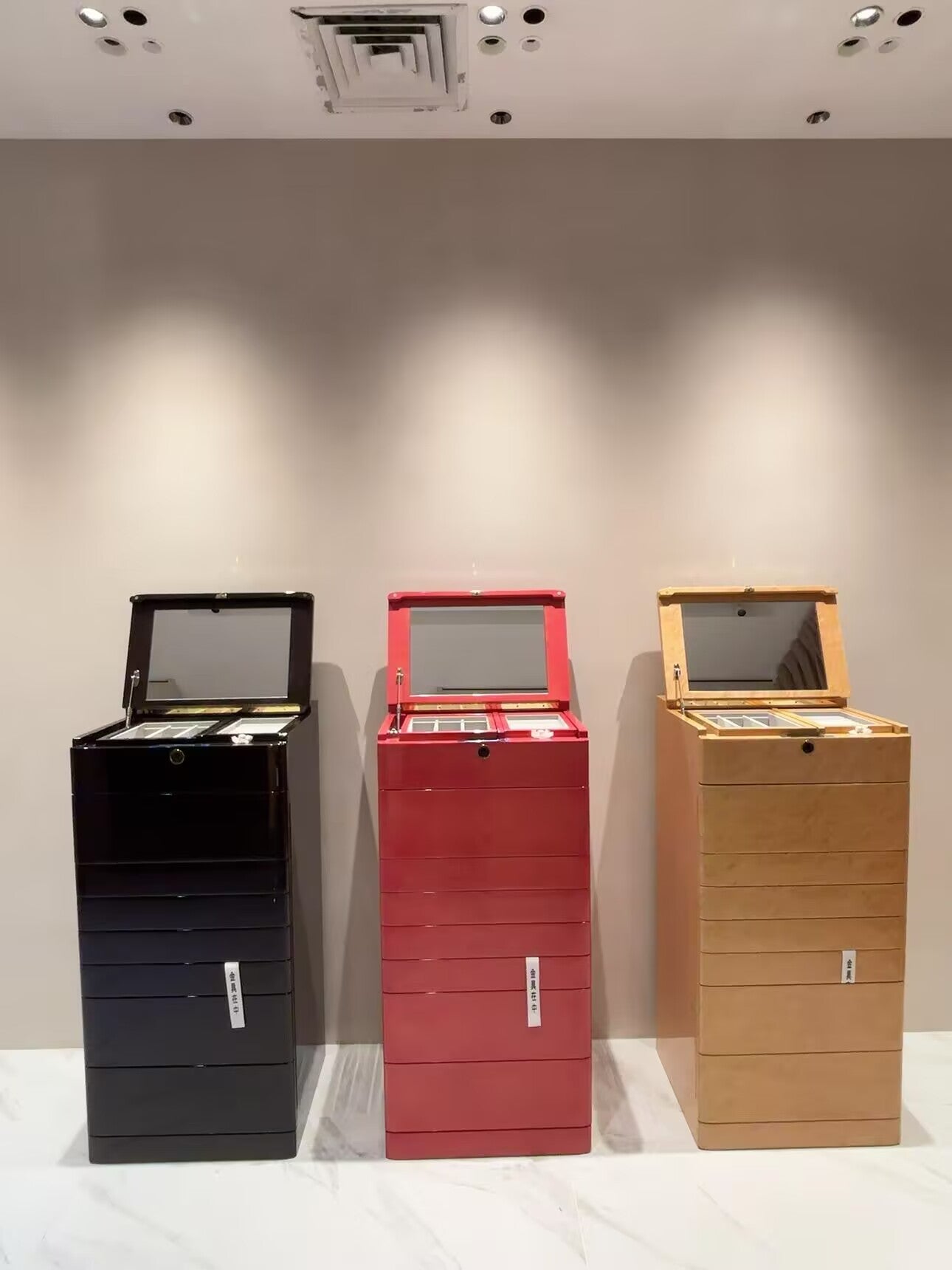 Designer Modern Creativity Bedroom Solid Wood Jewelry Cabinet