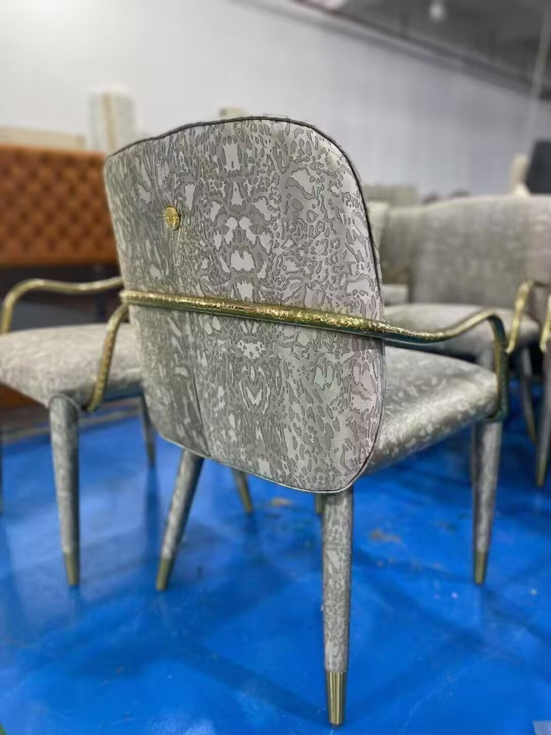 Kivu Luxury Metal Creativity Modern Minimalism Fabric Dining Chair