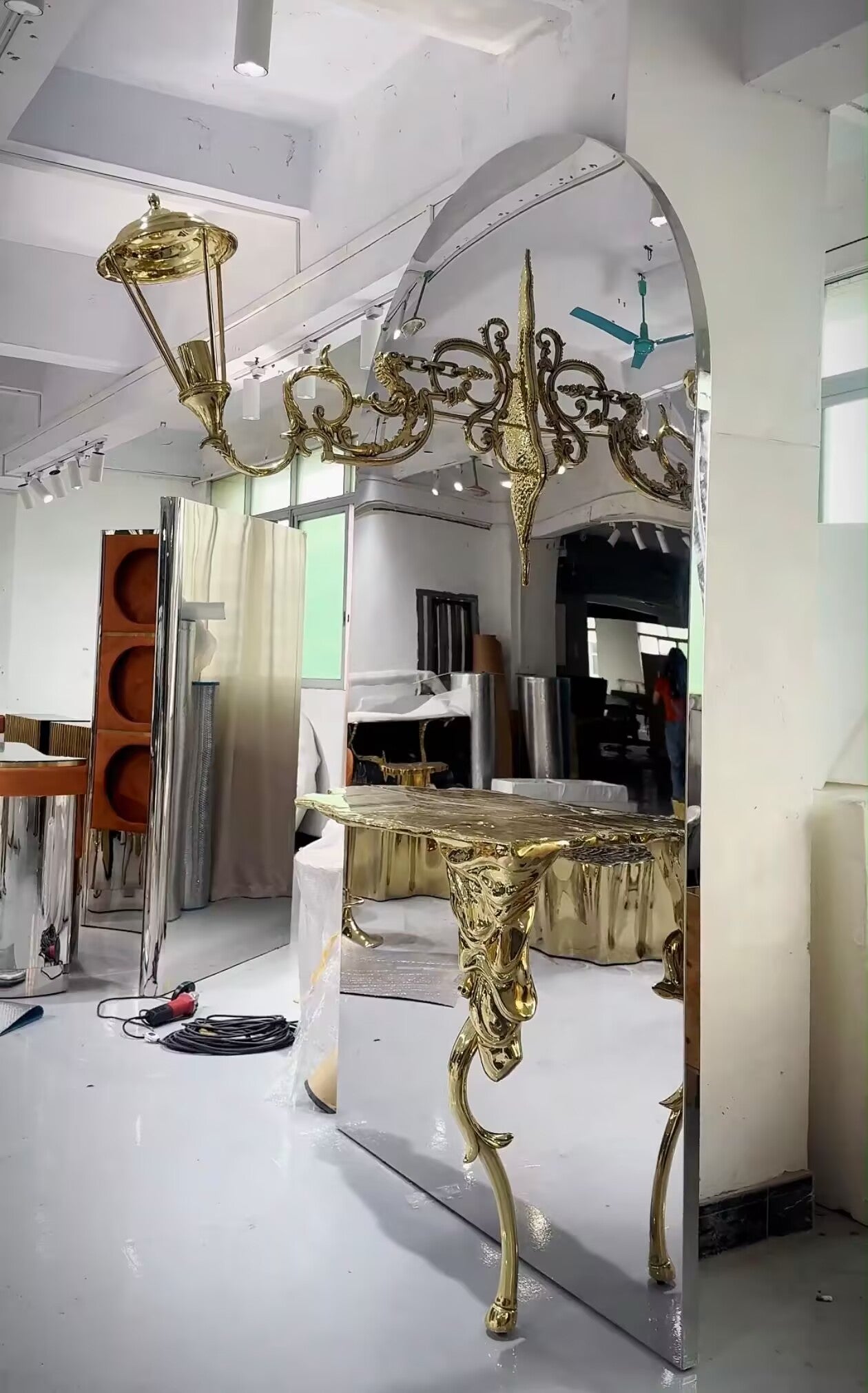 Lumiere High Quality Artistic Unique Creativity Full-Length Mirror