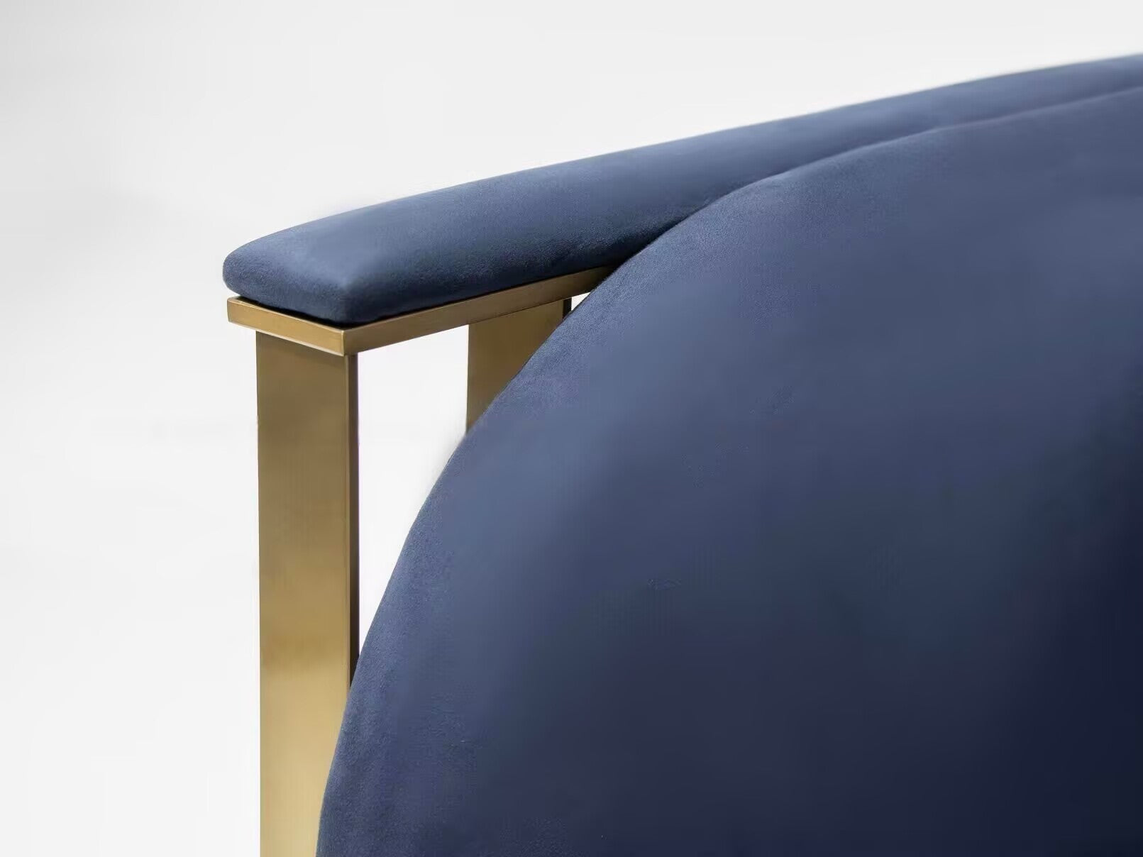 Mandy High Quality Luxurious Metal Art Fabric Single Armchair