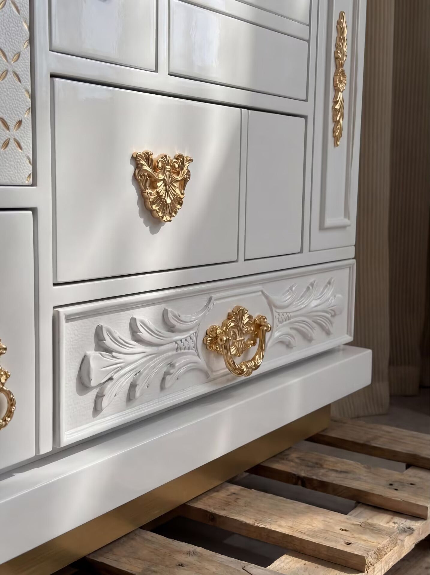 Mondrian Italian Luxury Unique Creativity Solid Wood Tv Cabinet