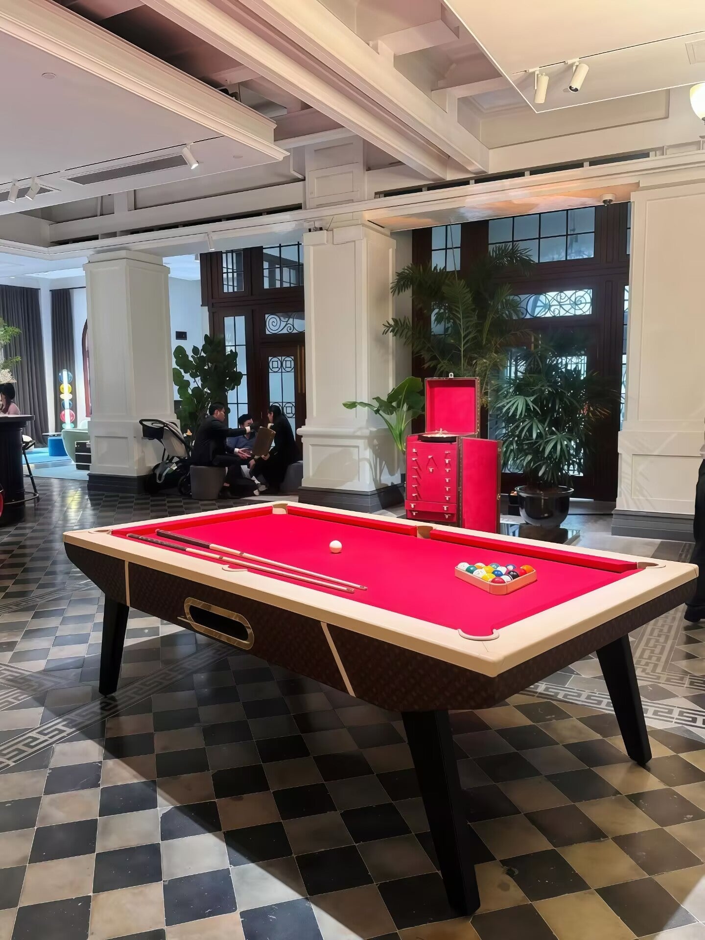 Monogram High-End Luxury Solid Wood Creative Standard Billiard Table