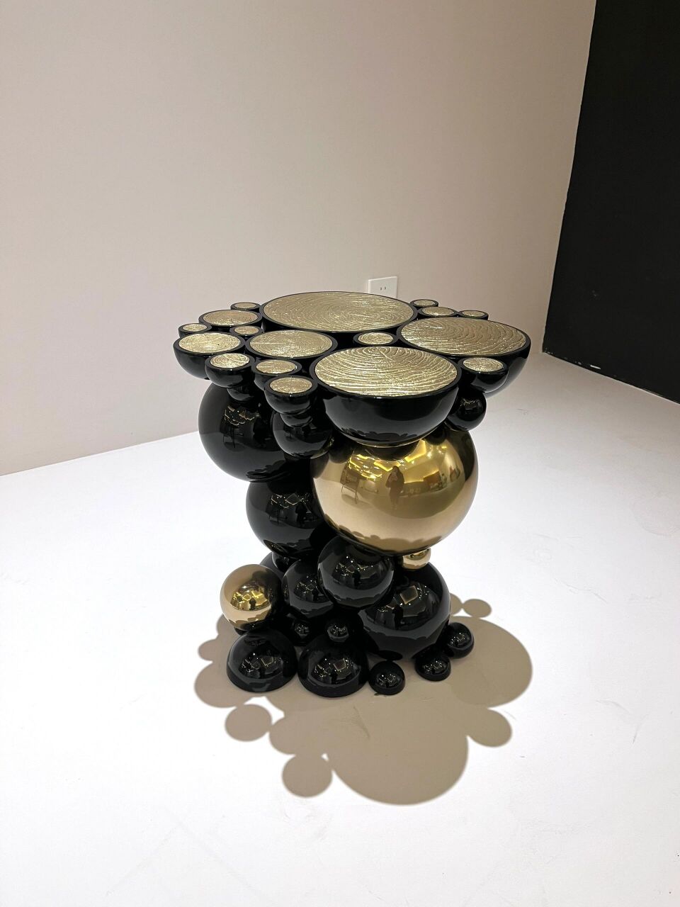 NEWTON High-end artistic Design irregular Minimalism metal side table