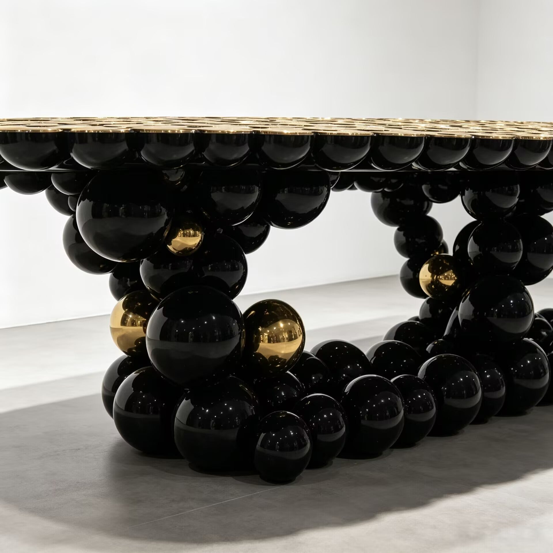 Newton Villa Unique High-End Metal Spherical Stacking Xl Dining Table
