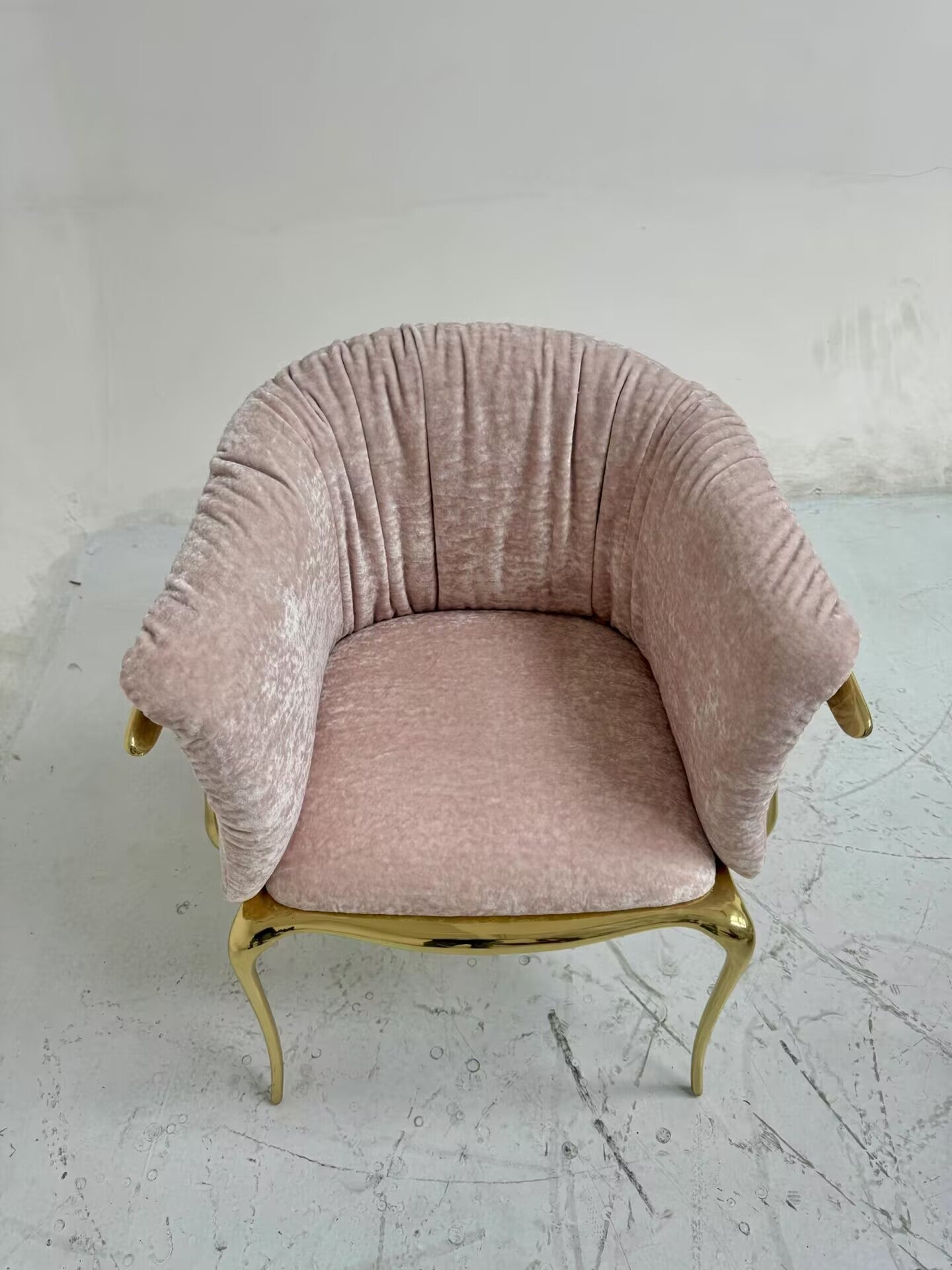 Nº 11 Luxury Upscale Designer Unique Creativity Metal Dining Chair
