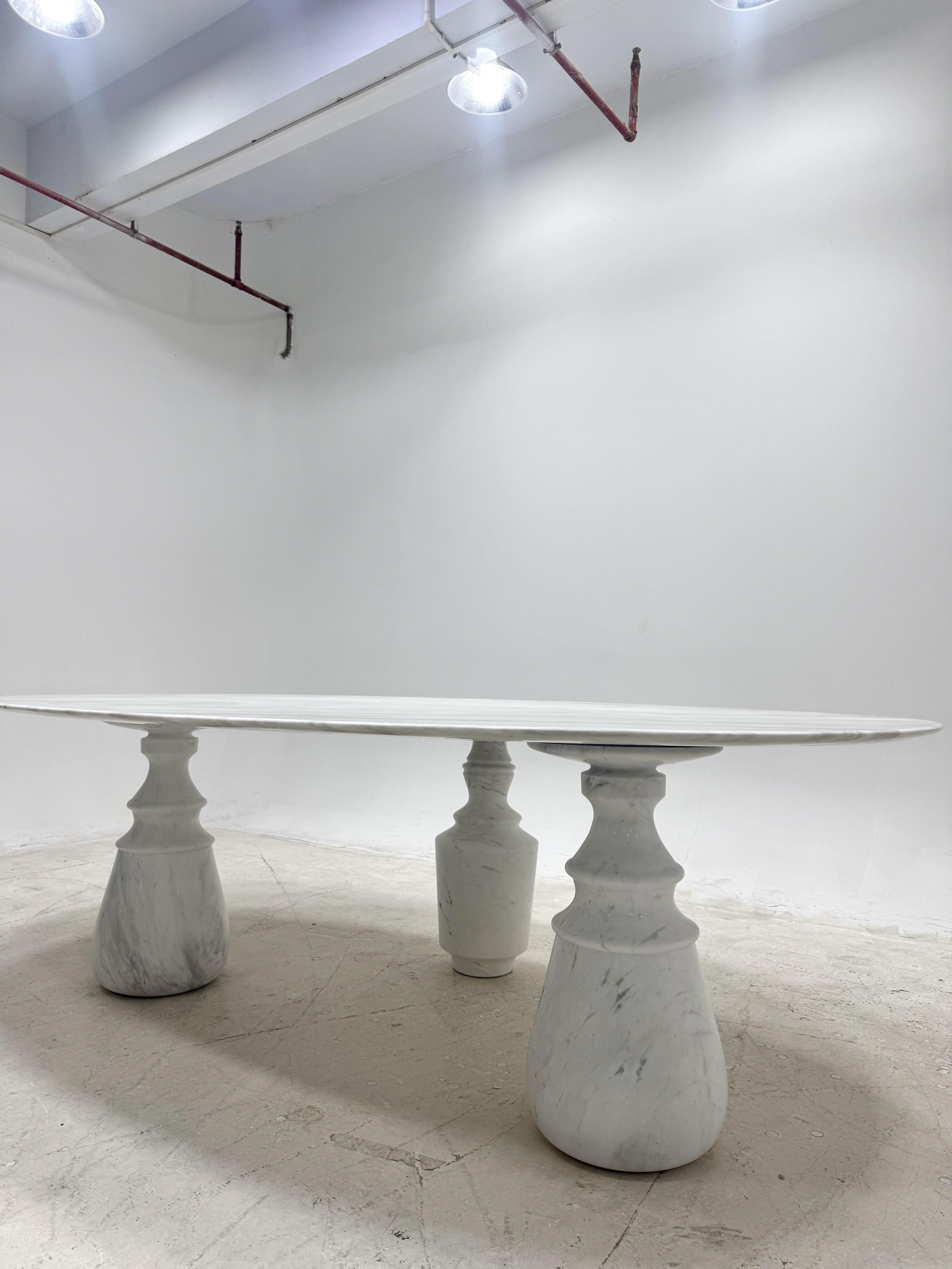 PIETRA OVAL XL NERO MARQUINA MARBLE DINING TABLE