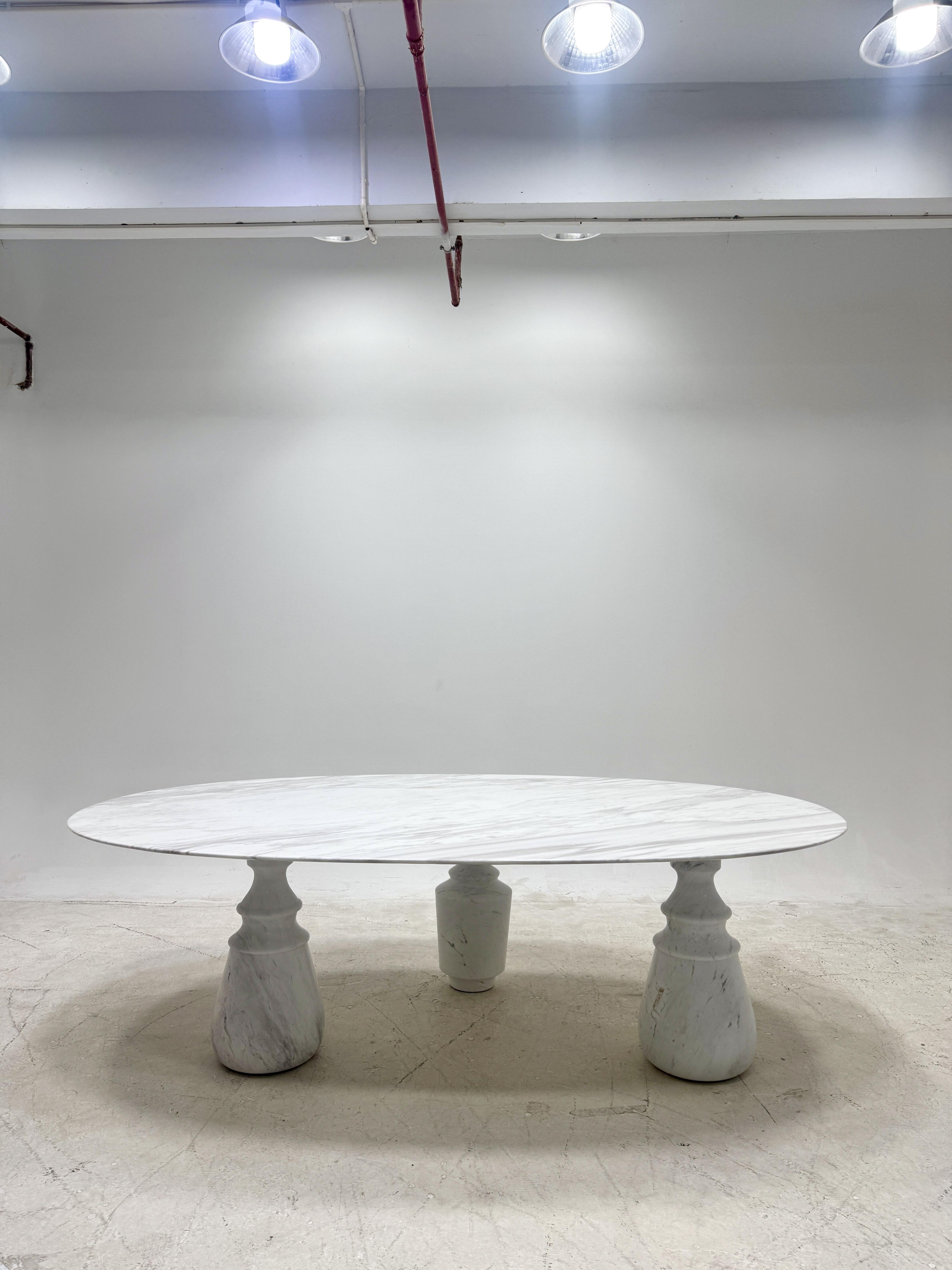 PIETRA OVAL XL NERO MARQUINA MARBLE DINING TABLE