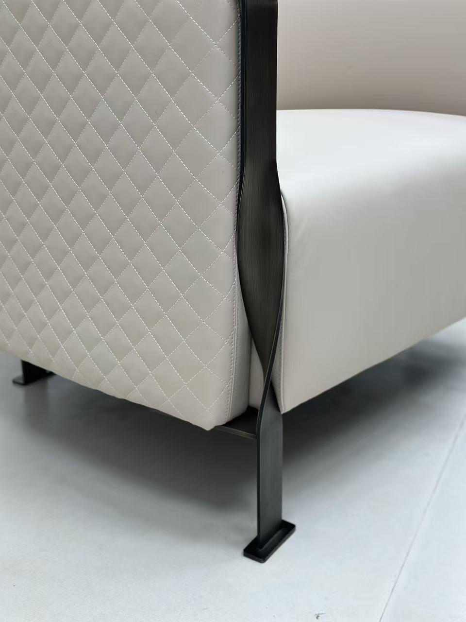 Paris Villa High Quality Luxury Metal Creativity Single Leather Armchair