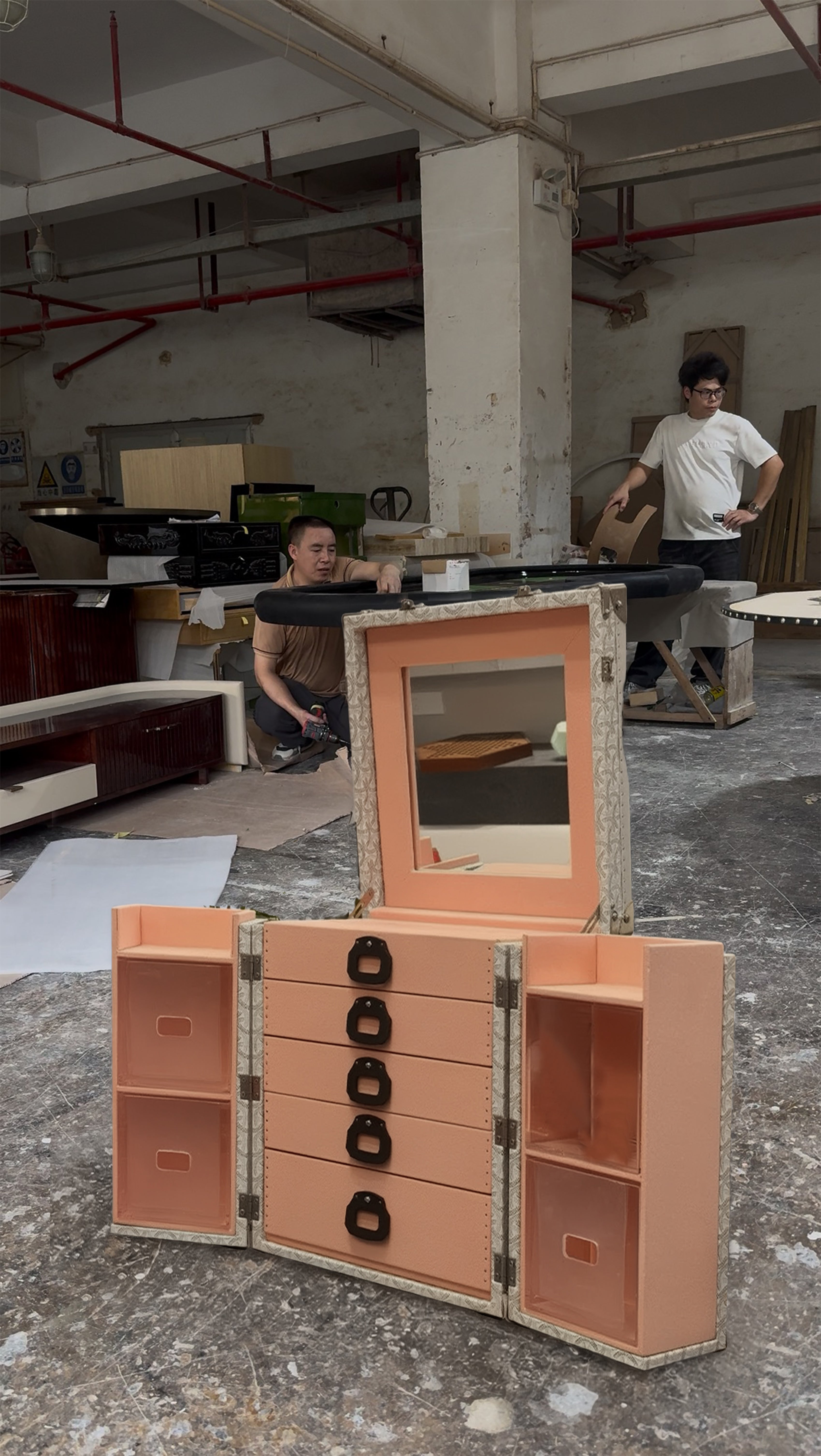 Pink girly jewelry cabinet with exquisite storage