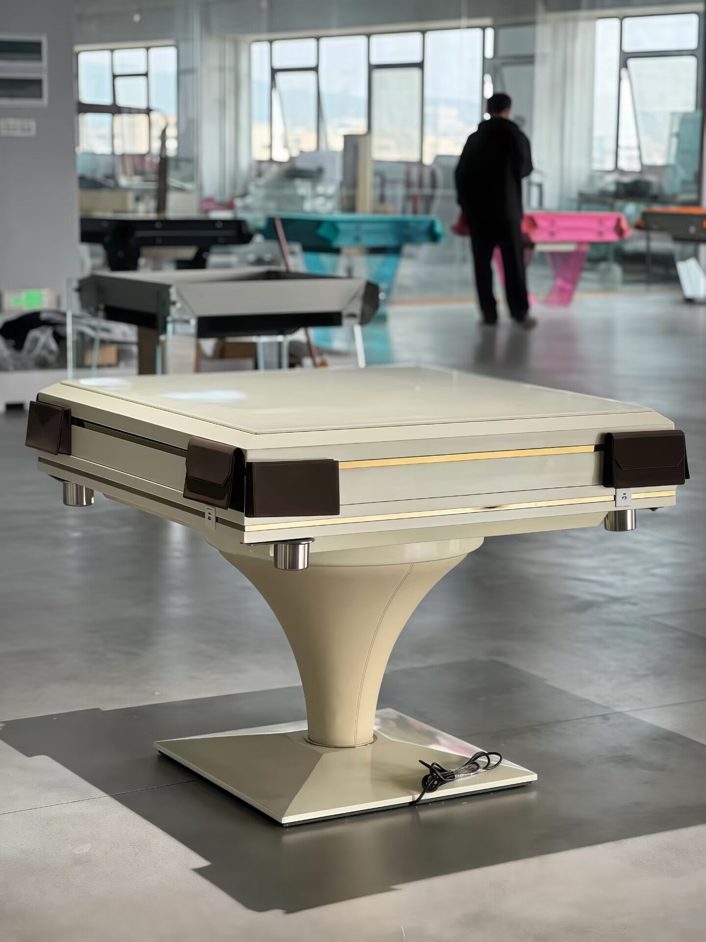 Posh Deluxe Italian Style Fully Automatic Intelligent High End Mahjong Machine