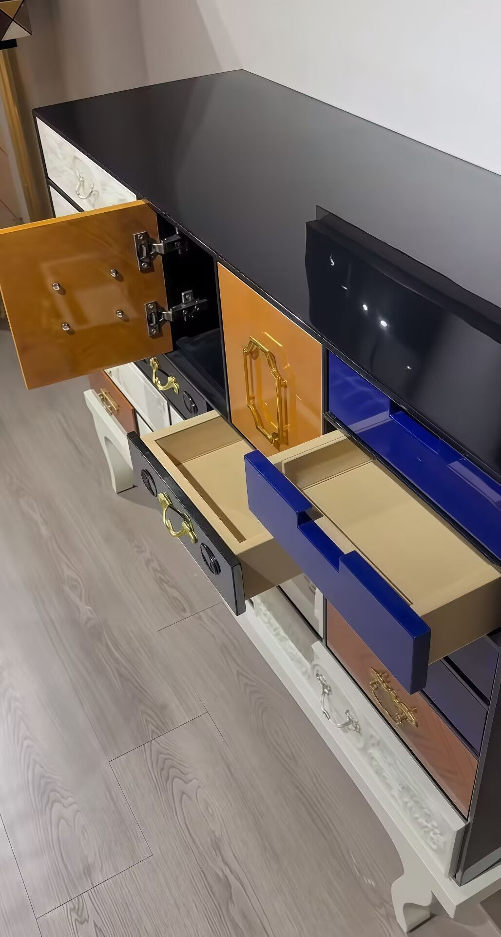 SOHO Italian neoclassical solid wood colored high-end sideboard