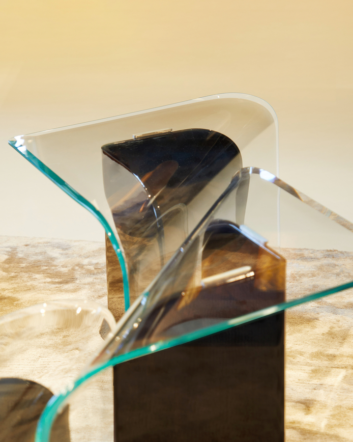 Verve Living Room High-End Creativity Metal Curved Surface Glass Coffee Table
