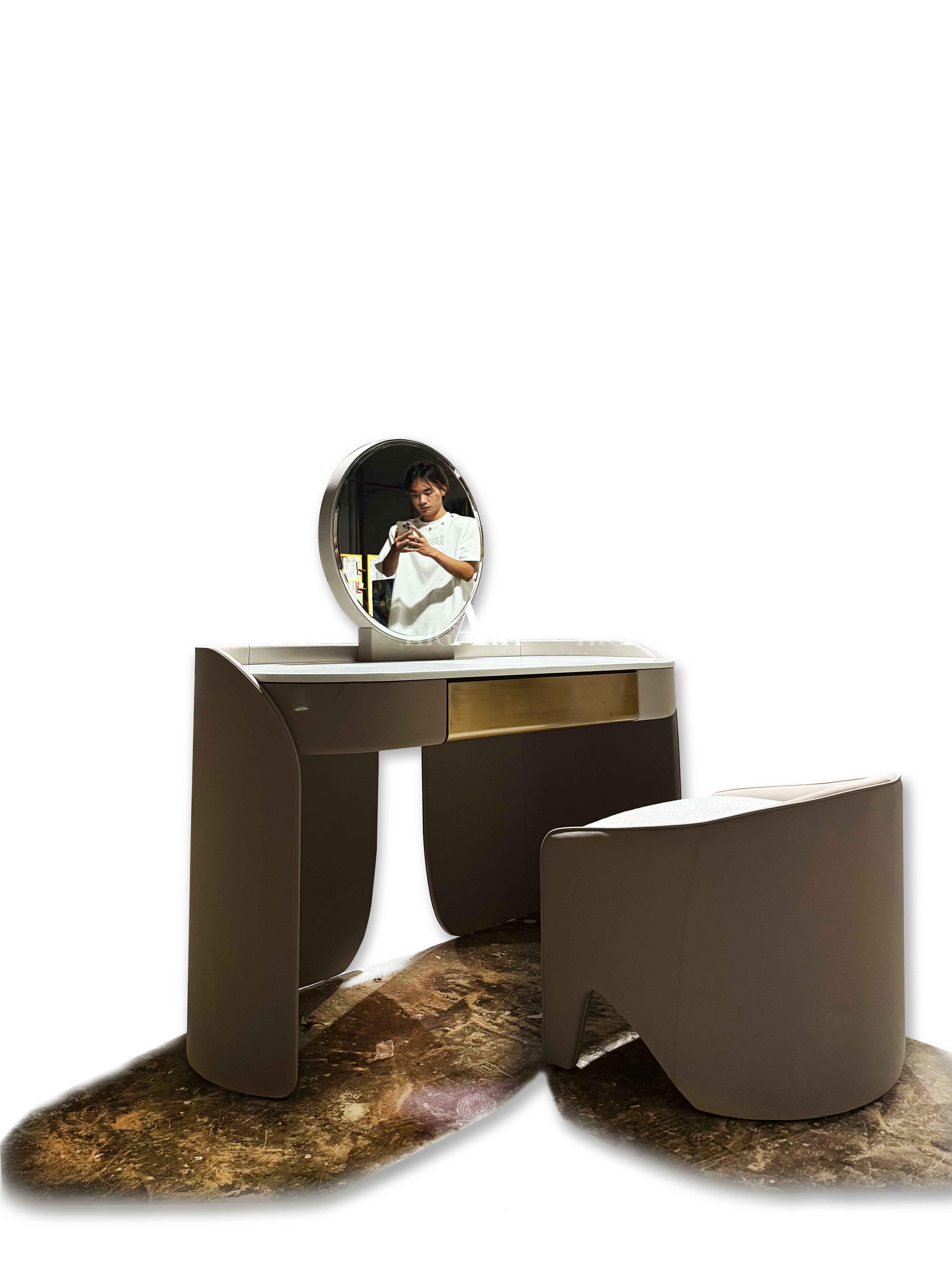 LONGHI ZELDA LTALIAN DRESSING TABLE