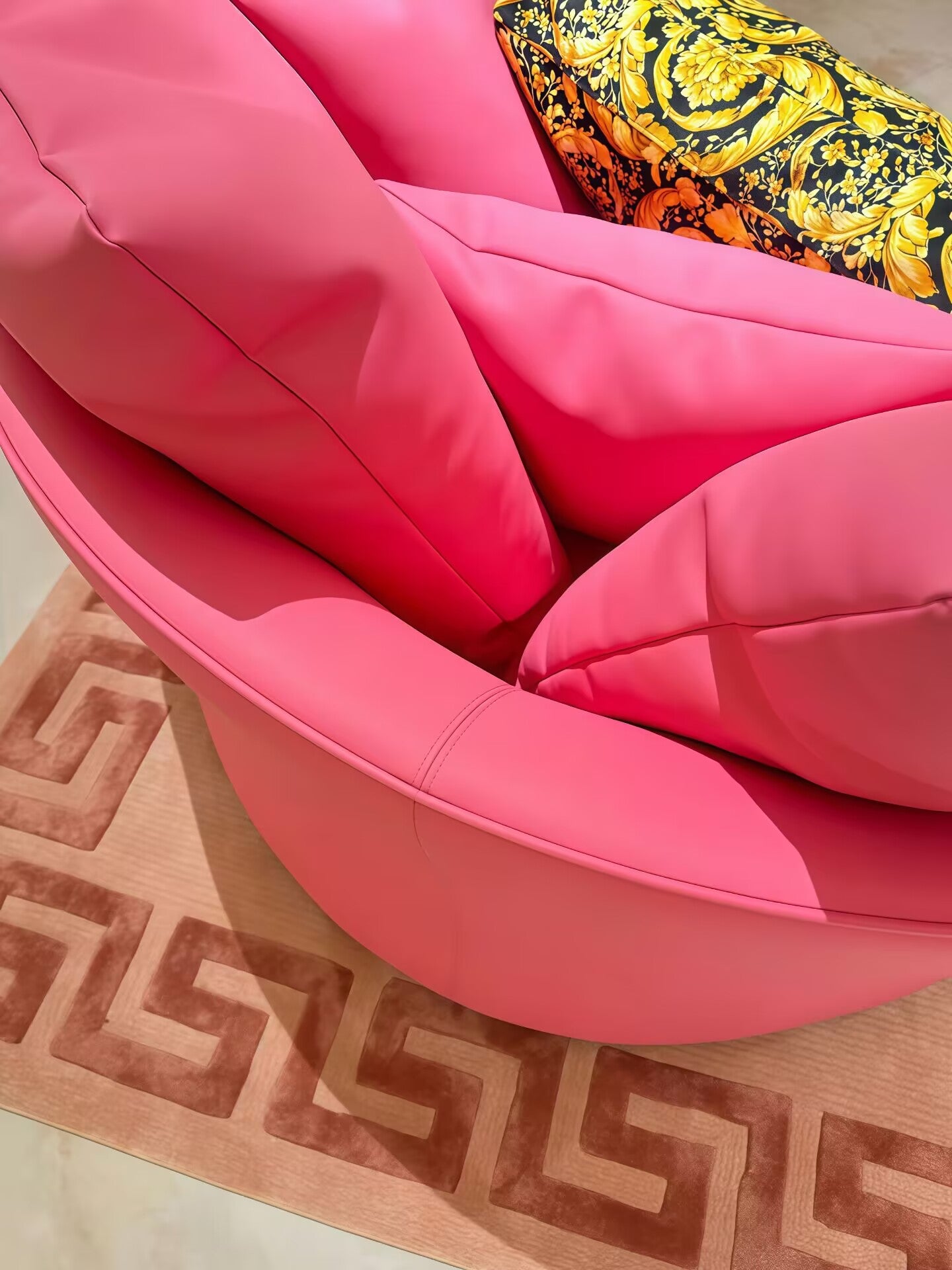 Aeternitas Italian Living Room Artistic Genuine Leather Customize Sofa