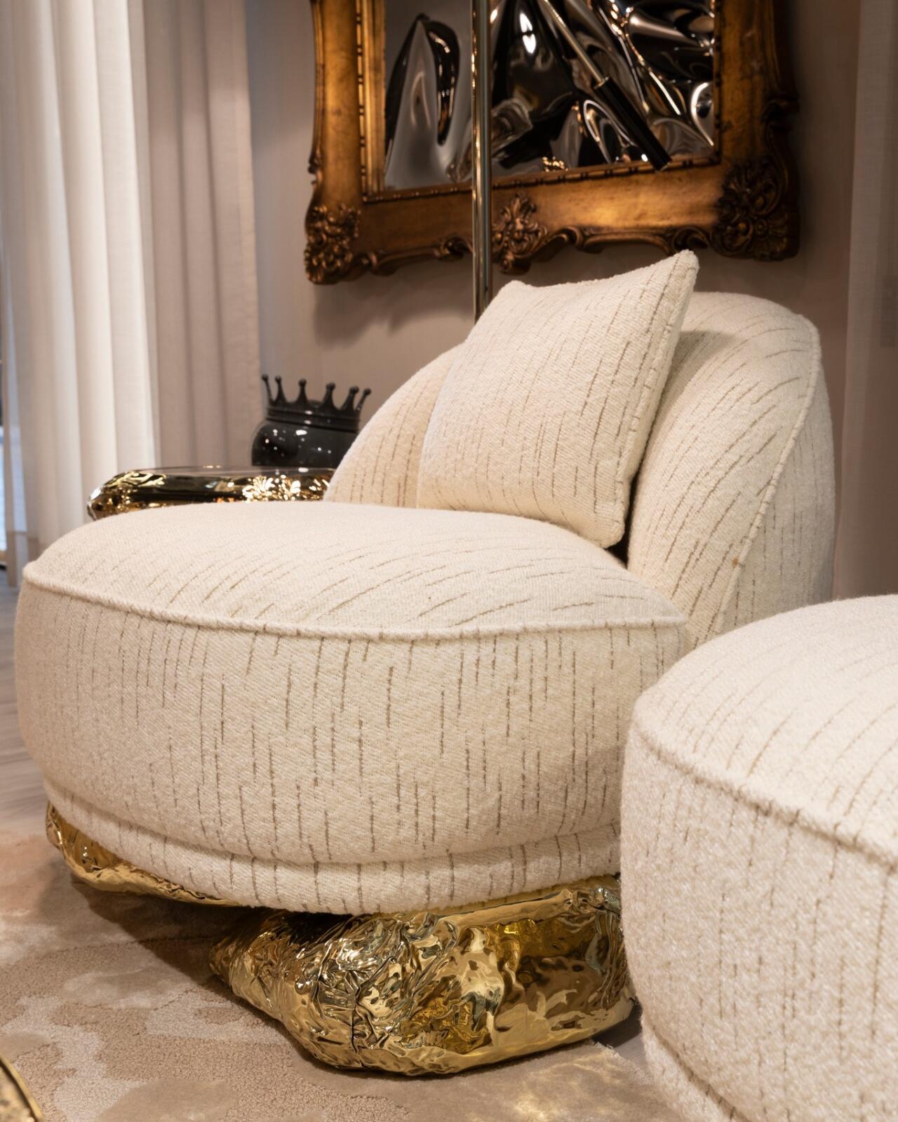 Luxurious Brass hammering technique angra armchair