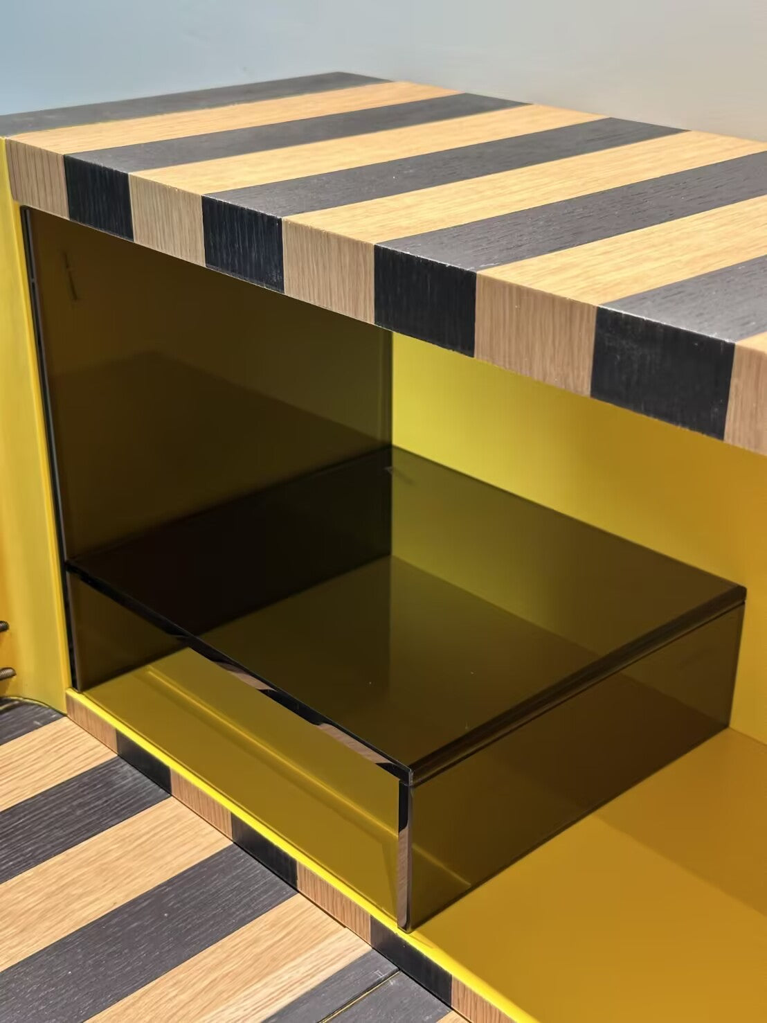 Aperitivo Luxurious High End Solid Wood Commission Bar Counter
