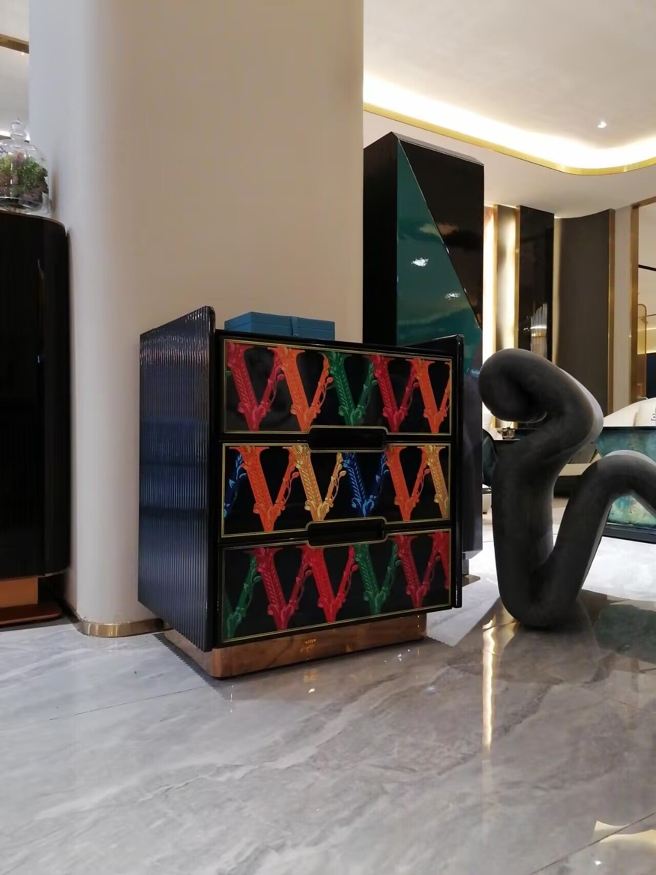Italian Bedroom Unique Metal Artistic Solid Wood Bedside Table