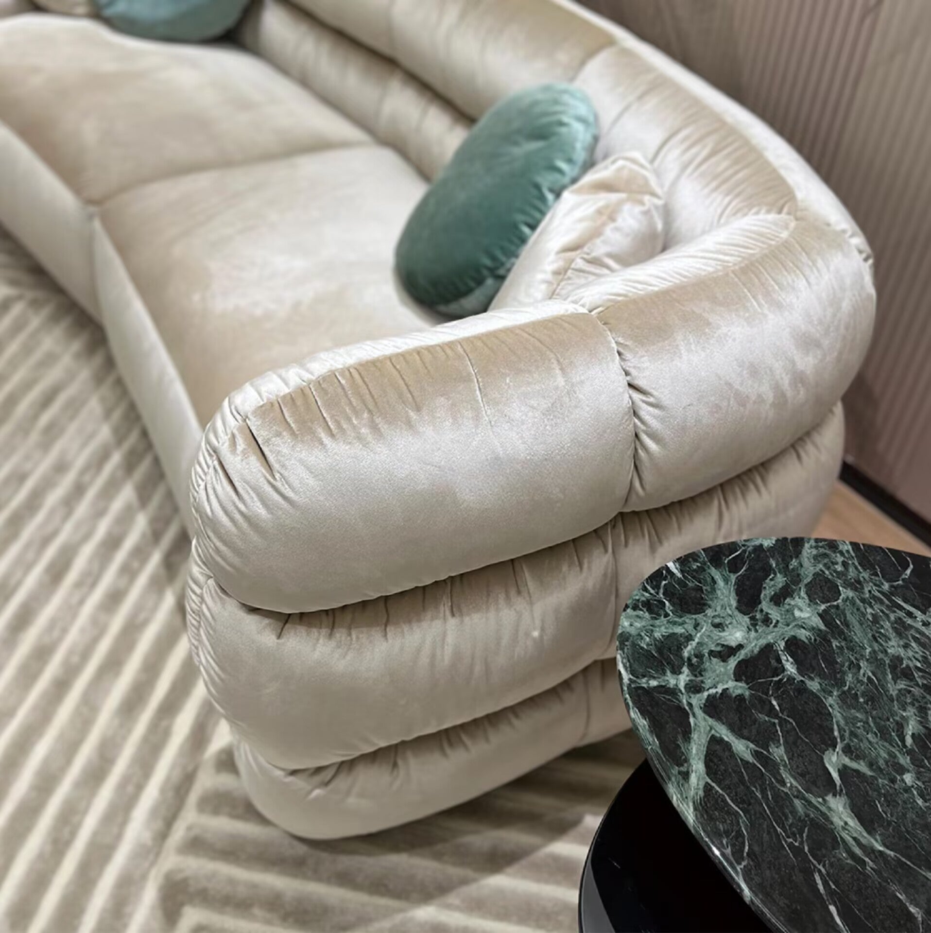 Bomber Modern Luxurious Minimalism Customize Fabric Sofa