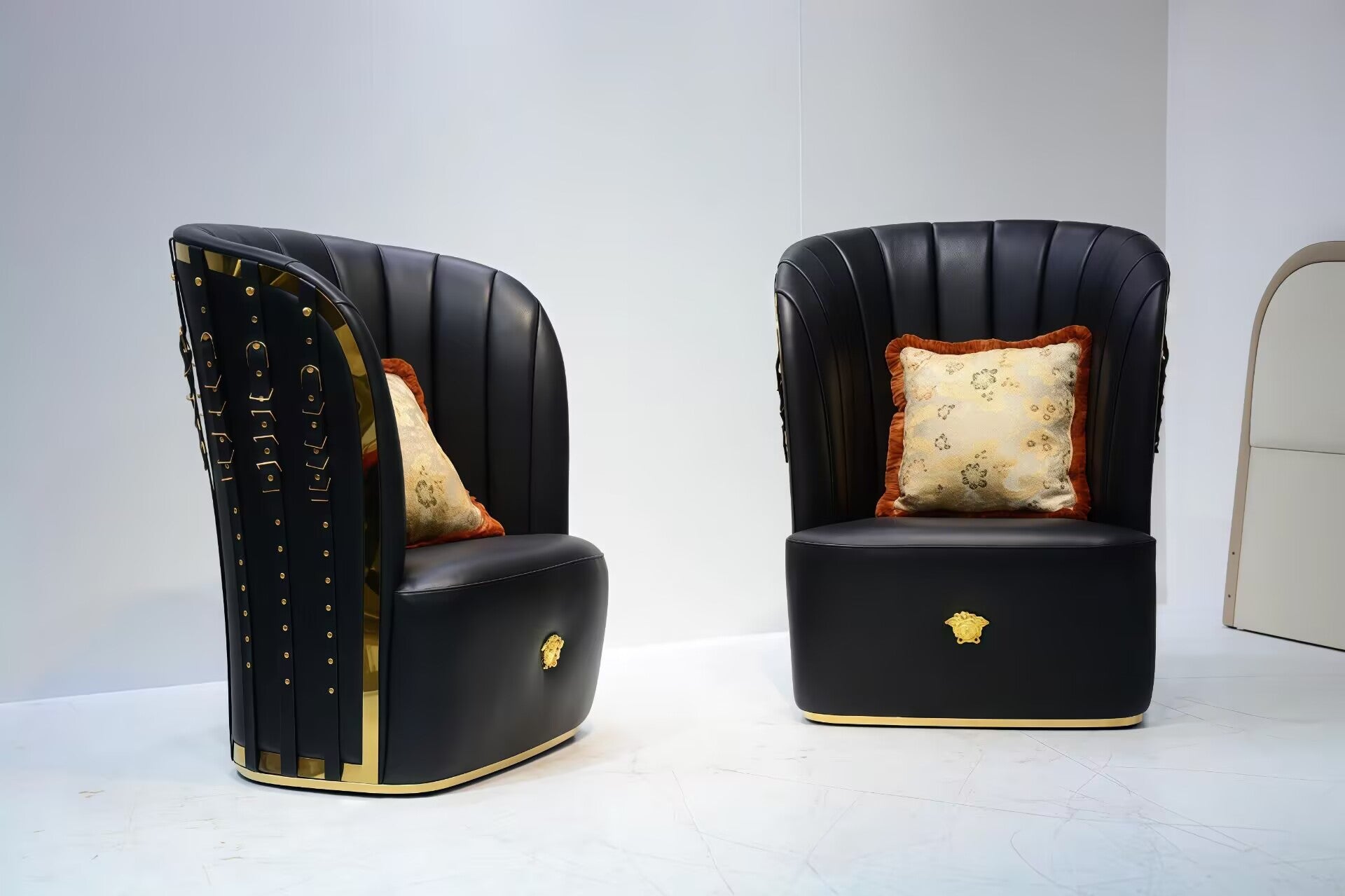 Bondage Italian Luxurious Genuine Leather High-Back Sofa Chair