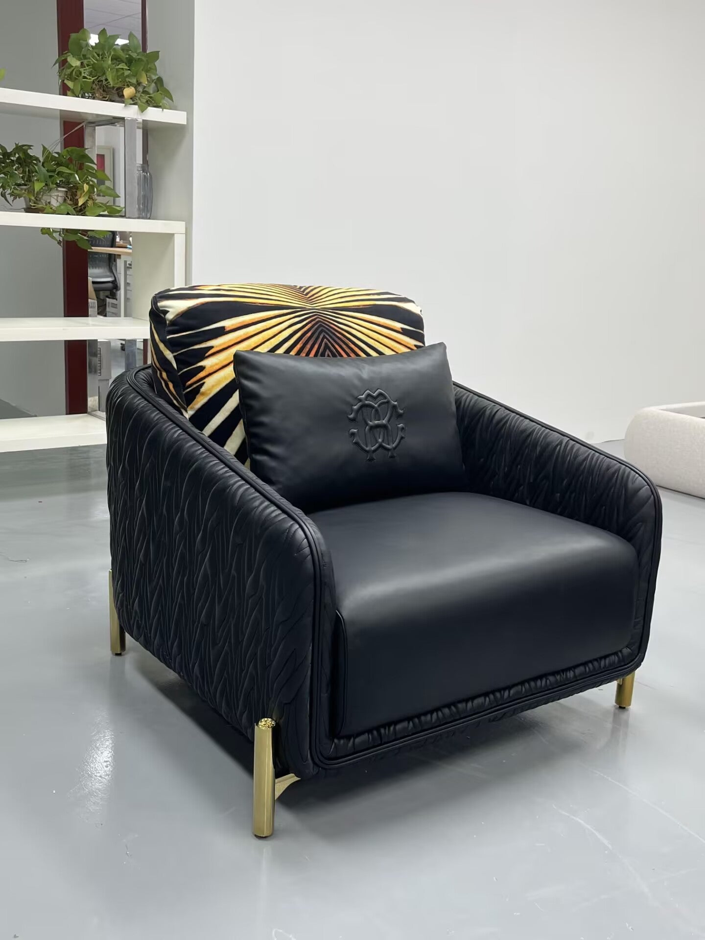 Clifton Italian Luxurious Villa Living Room Genuine Leather Sofa Chair
